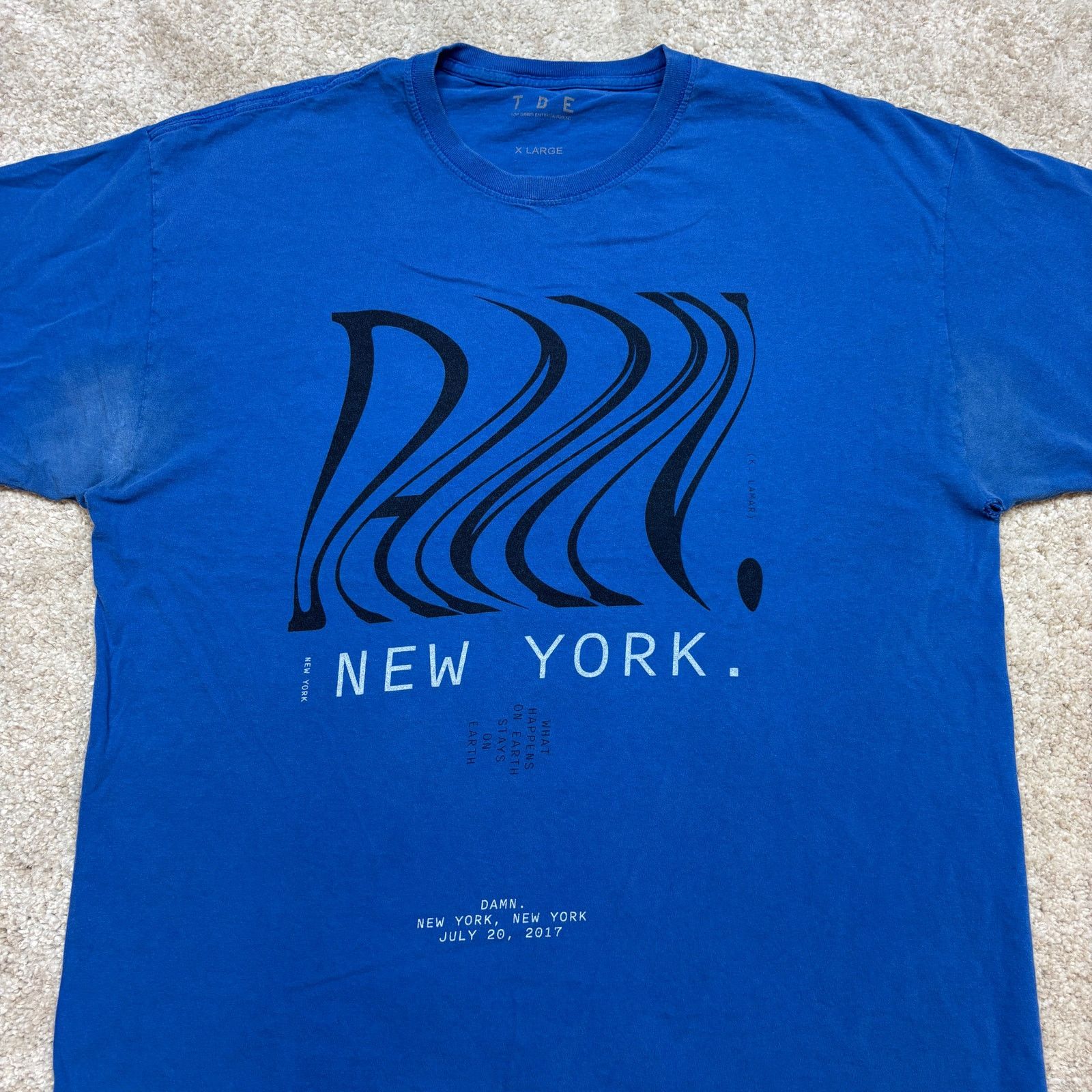 Band Tees × Kendrick Lamar × Top Dawg Entertainment Kendrick Lamar Damn New York What Happens On EarthShirt XL Size US XL / EU 56 / 4 - 2 Thumbnail