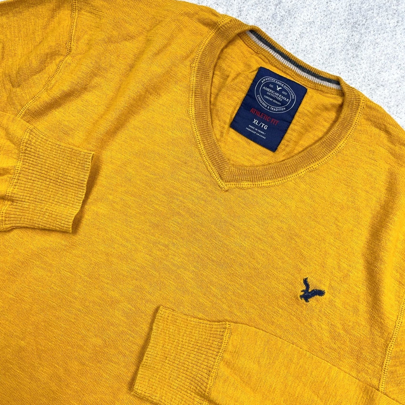 American Eagle Outfitters American Eagle Outfitters Sweater Men XL Yellow Athletic Fit V Neck Pullover VTG Y2K Adult Size US XL / EU 56 / 4 - 2 Thumbnail