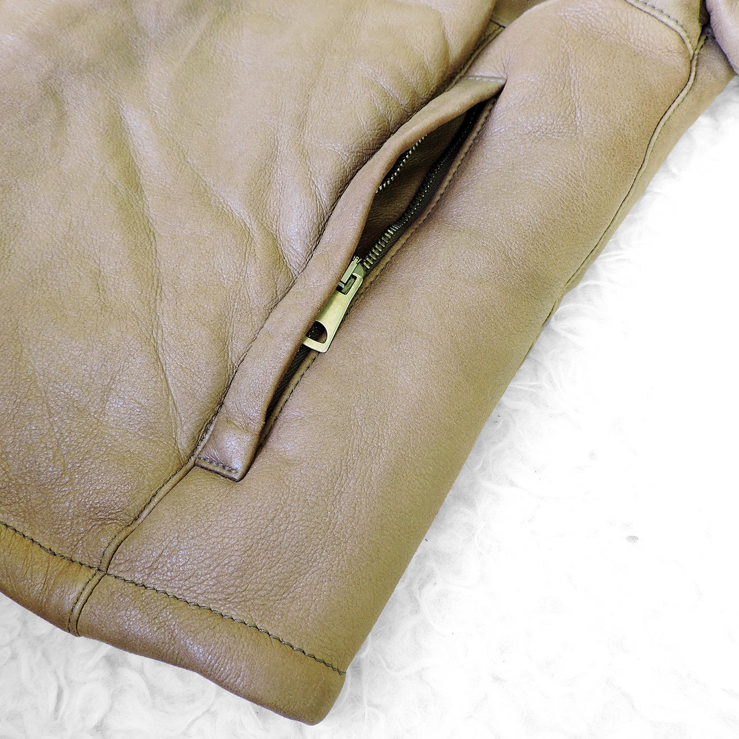 Giorgio Armani Giorgio Armani Shearling Leather Jacket Size US M / EU 48-50 / 2 - 12 Thumbnail