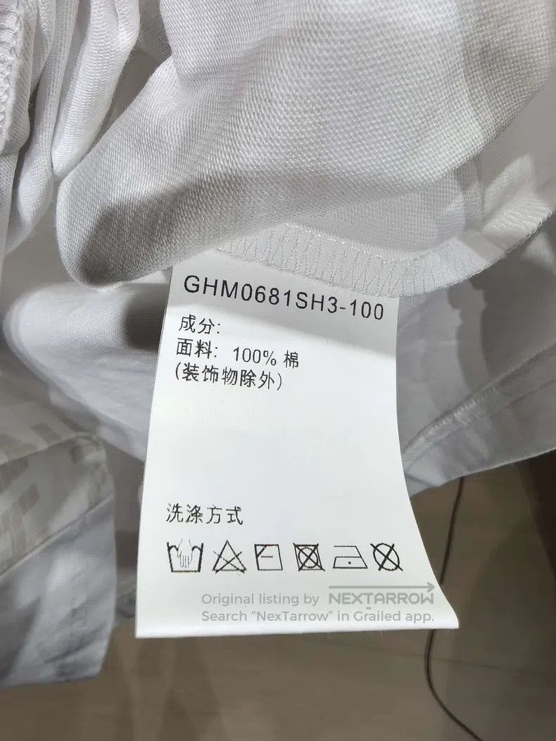 Givenchy Givenchy New Printed Short Sleeve, White, 100% Cotton Size US S / EU 44-46 / 1 - 6 Thumbnail