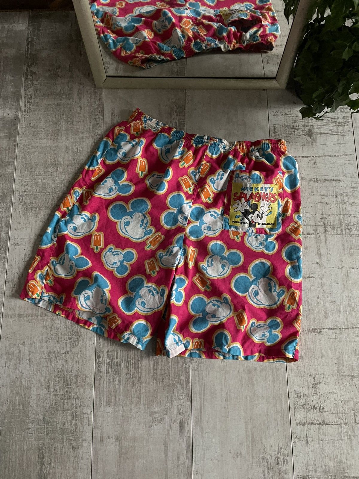 Disney × Mickey Mouse Vintage RARE Mickey Mouse Splashers Shorts 90’s Movie RARE Size US 34 / EU 50 - 3 Thumbnail