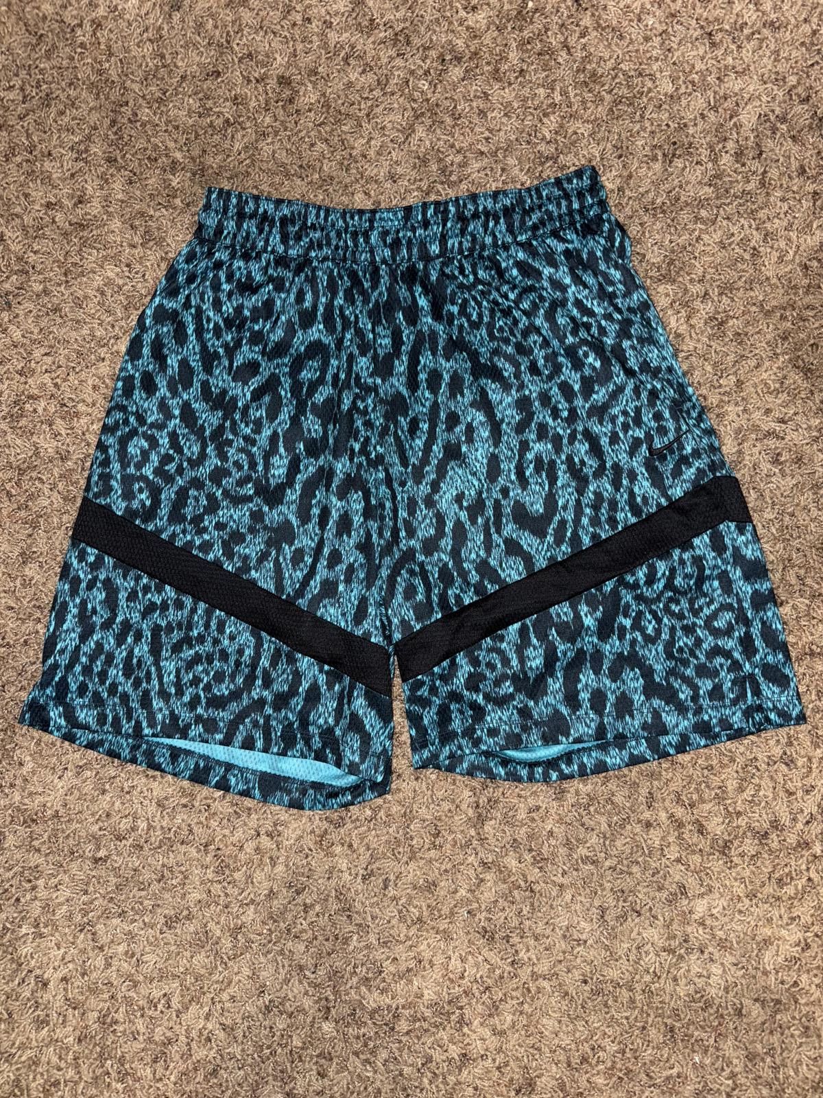 Nike Nike Icon Men's Dri-FIT 8" Black Leopard Basketball Shorts Sample Size US 32 / EU 48 - 1 Thumbnail