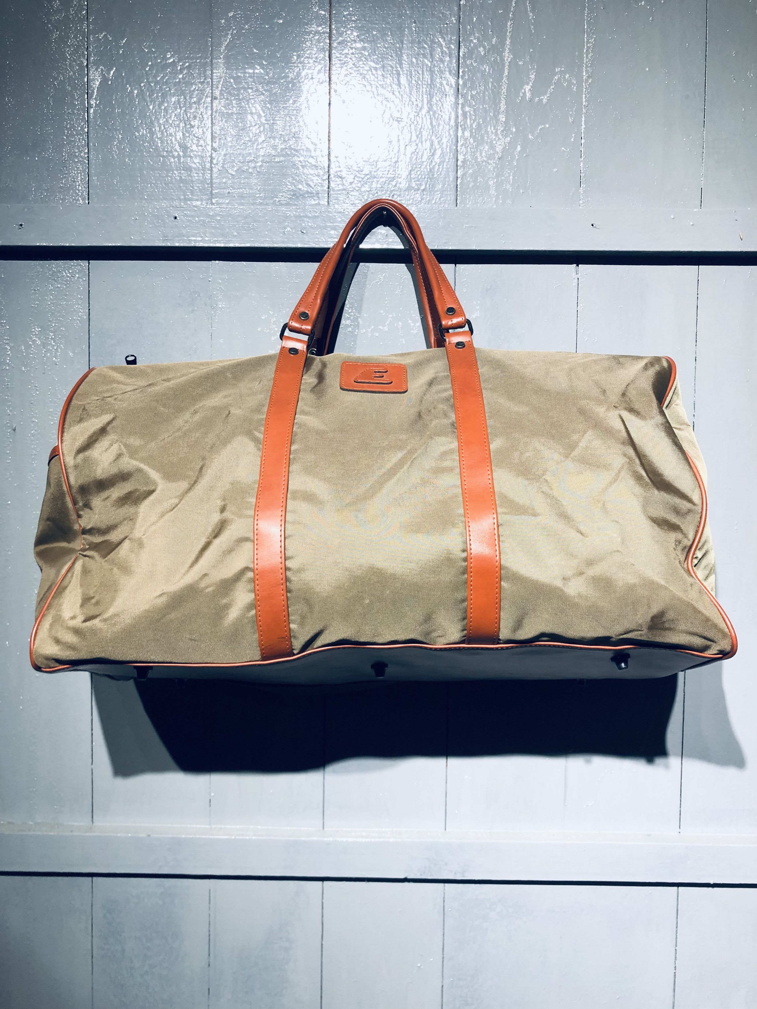 Japanese Brand JAPANESE KHAKI COLOR TRAVEL BAG Size ONE SIZE - 1 Thumbnail