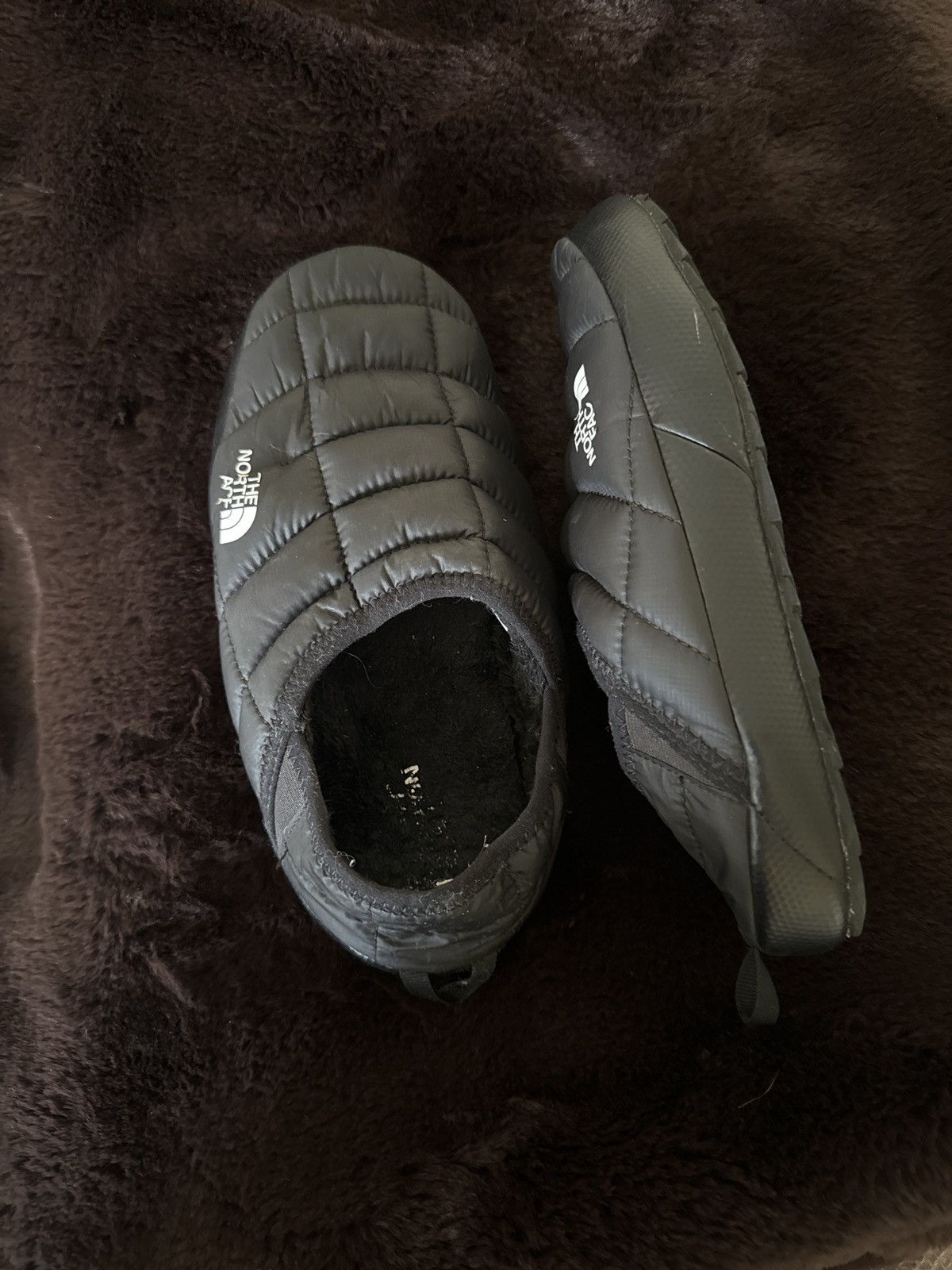 The North Face The North Face Slippers Size US 7 / EU 40 - 4 Thumbnail