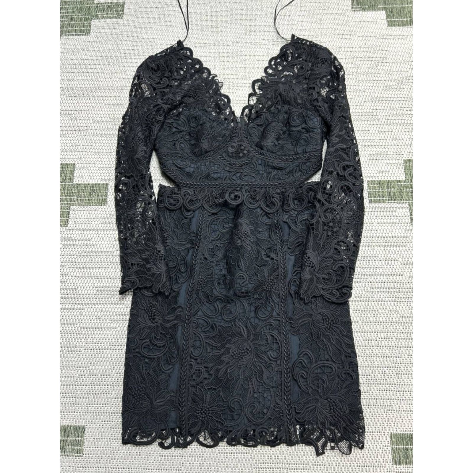 Reiss Reiss Dress Womens Bodycon Lace Black Zip Knee Length V-Neck Floral Long Sleeve 6 - Casual Party/Cocktail Size M / US 6-8 / IT 42-44 - 2 Thumbnail