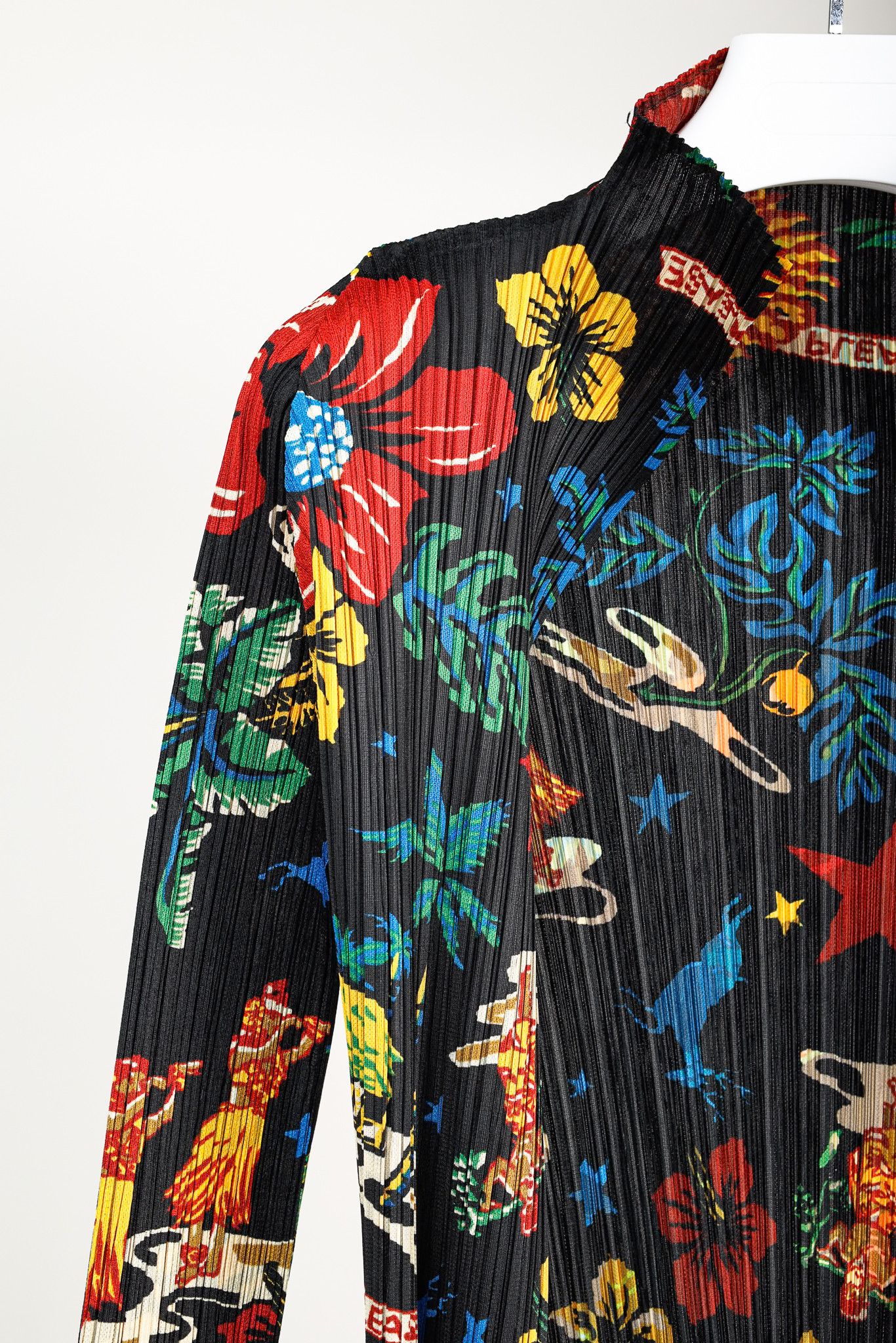 Pleats Please Issey Miyake Pleats Please Issey Miyake Hawaii Motif Fringe-Hem Cardigan Size XL / US 12-14 / IT 48-50 - 4 Thumbnail