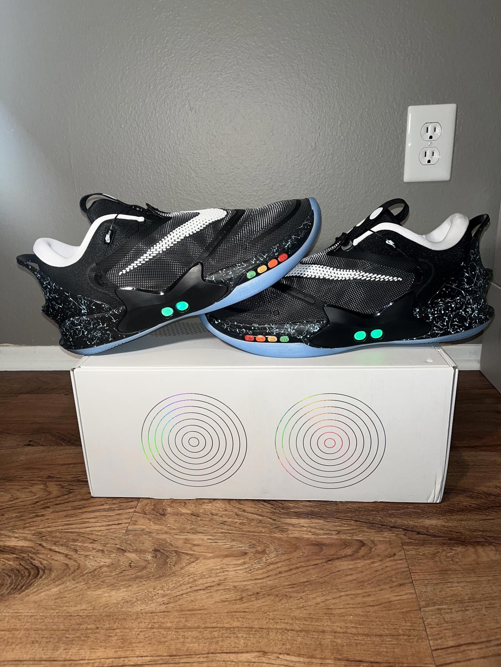Nike Adapt BB 2.0 Mag Alternate (US Charger)