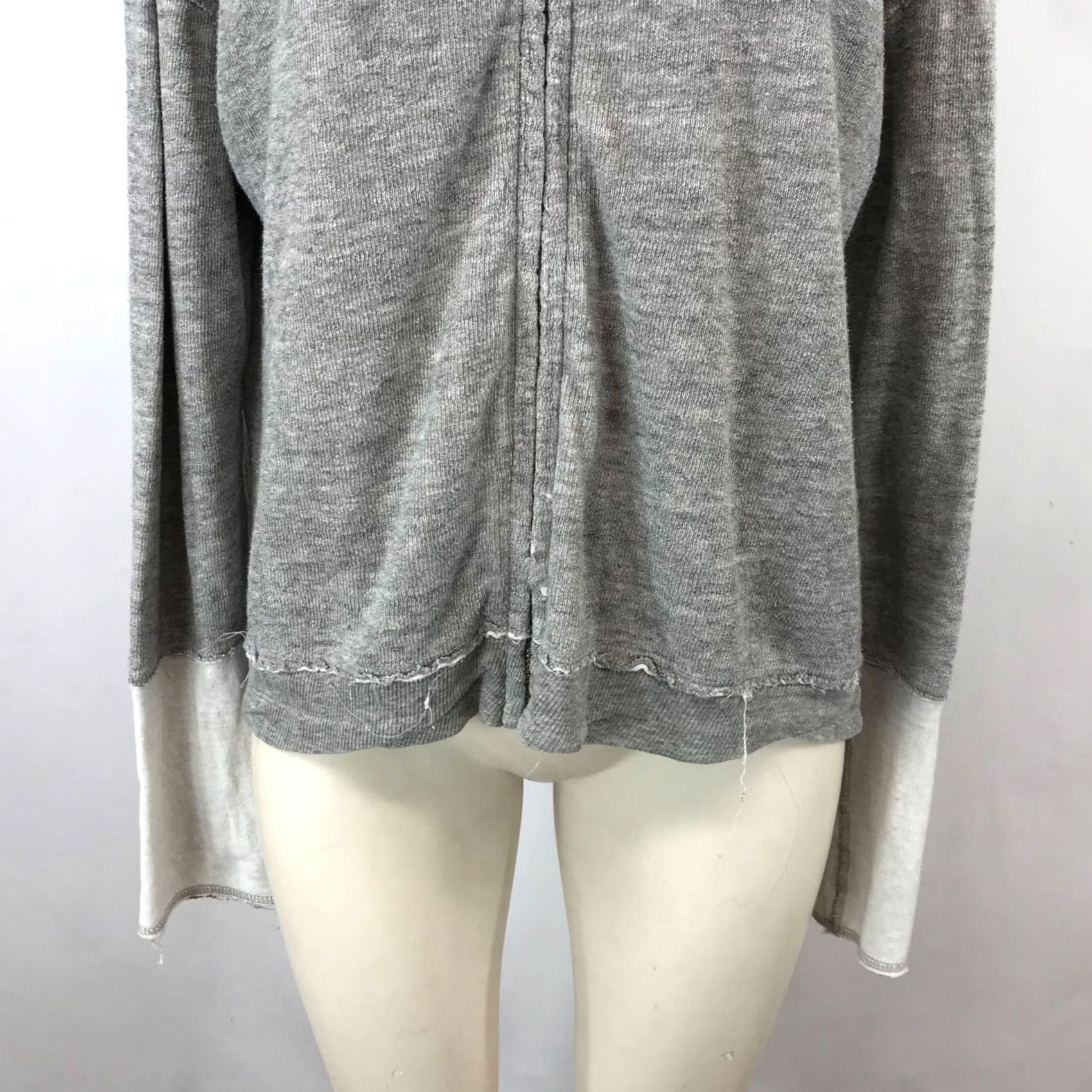 Vintage WILFRED FREE WOMEN'S S GRAY LONG SLEEVE FULL ZIP HOODED SWEATSHIRT Size S / US 4 / IT 40 - 3 Thumbnail
