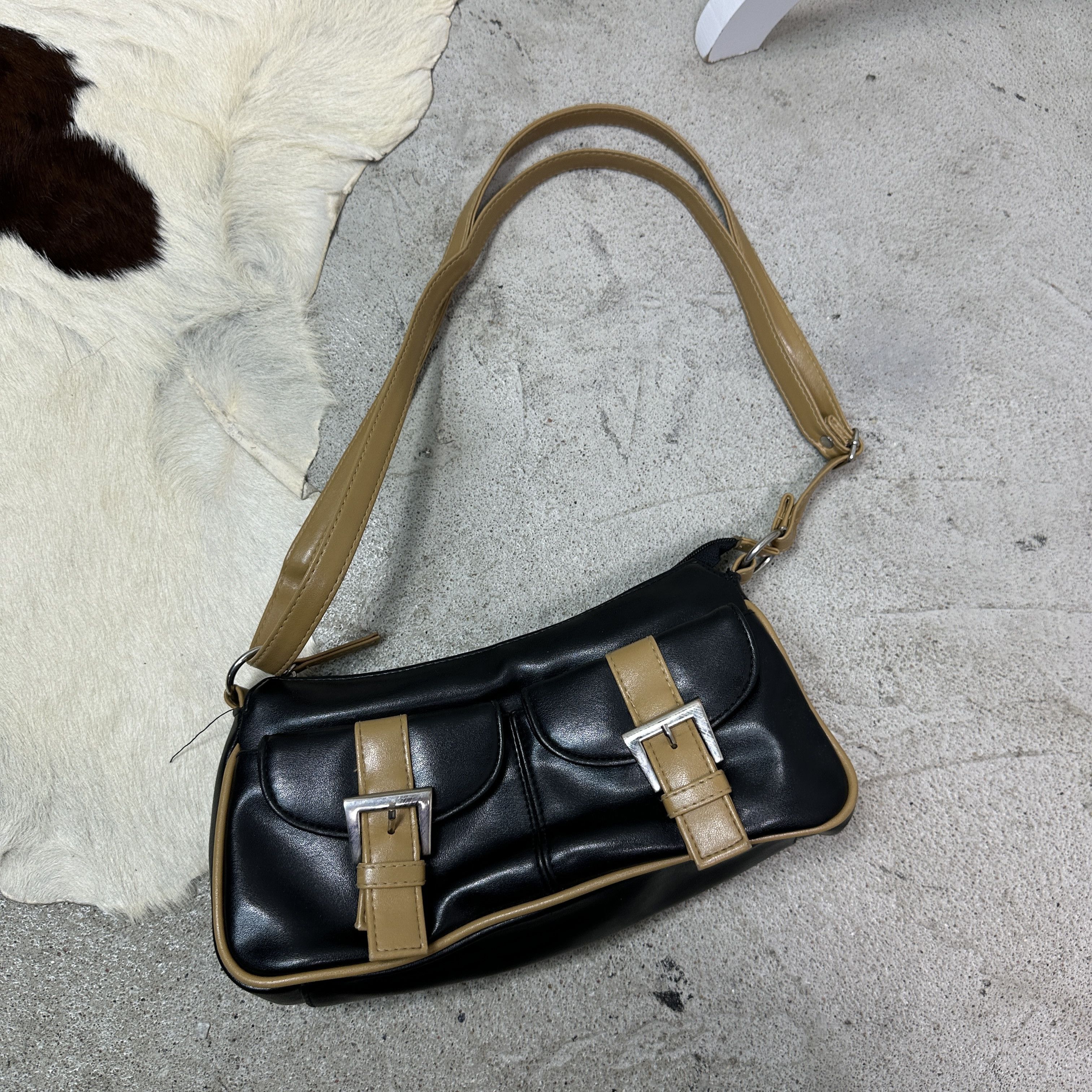 Vintage Vintage Avant Garde Pockets Baguette Bag Y2K Size ONE SIZE - 3 Thumbnail