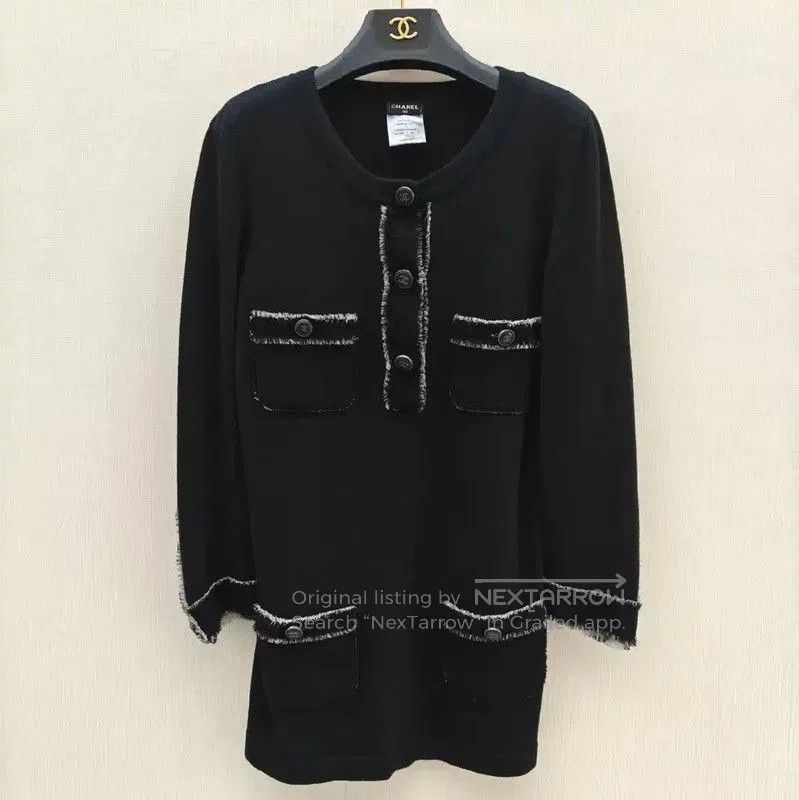 Chanel Chanel Black Wool Long Sleeve Dress . Size M / US 6-8 / IT 42-44 - 1 Thumbnail