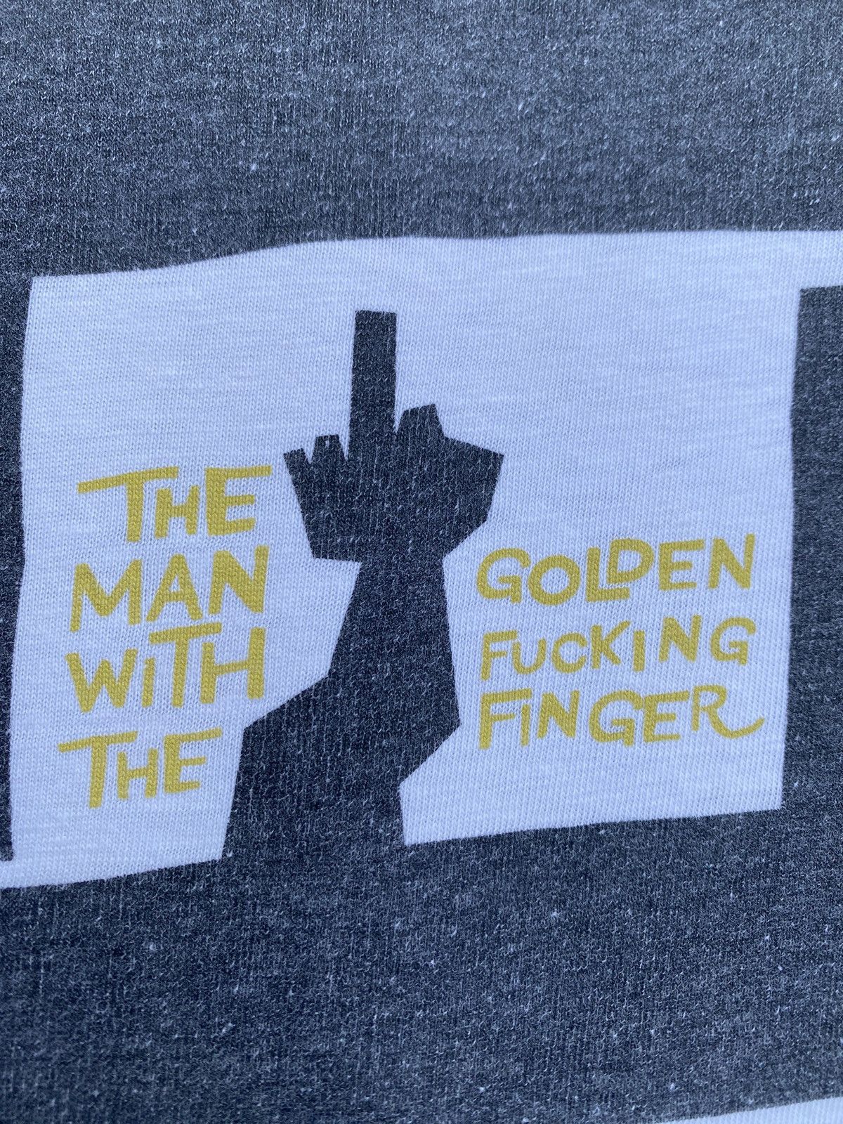Jun Takahashi Vtg 90s Undercover The Man with Golden Fucking Finger Tshirt Size US M / EU 48-50 / 2 - 13 Thumbnail
