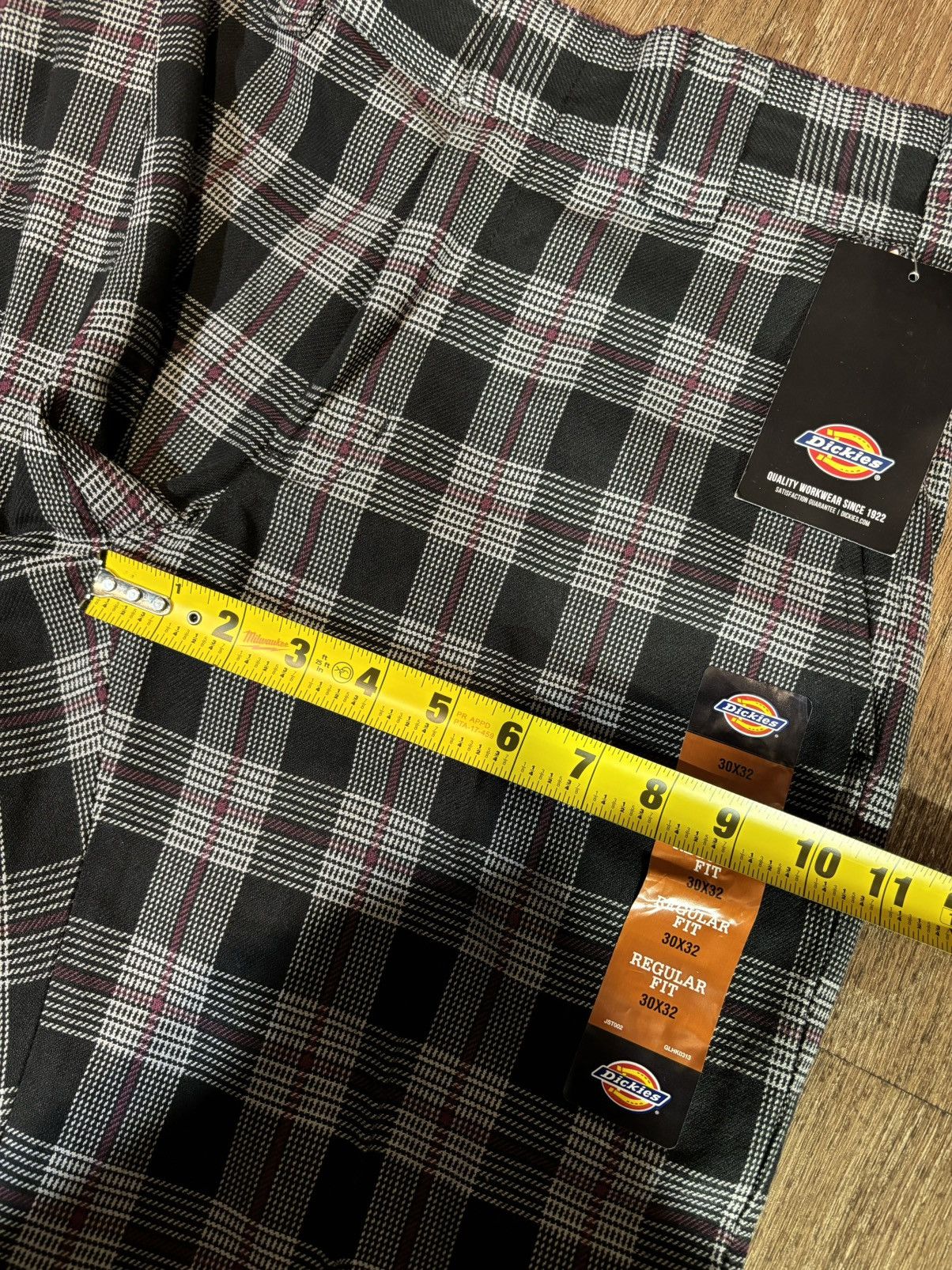 Dickies ***FINAL DROP***RARR BNWT DICKIES REGULAR FIT CHECKER 30x32 Size US 30 / EU 46 - 8 Thumbnail