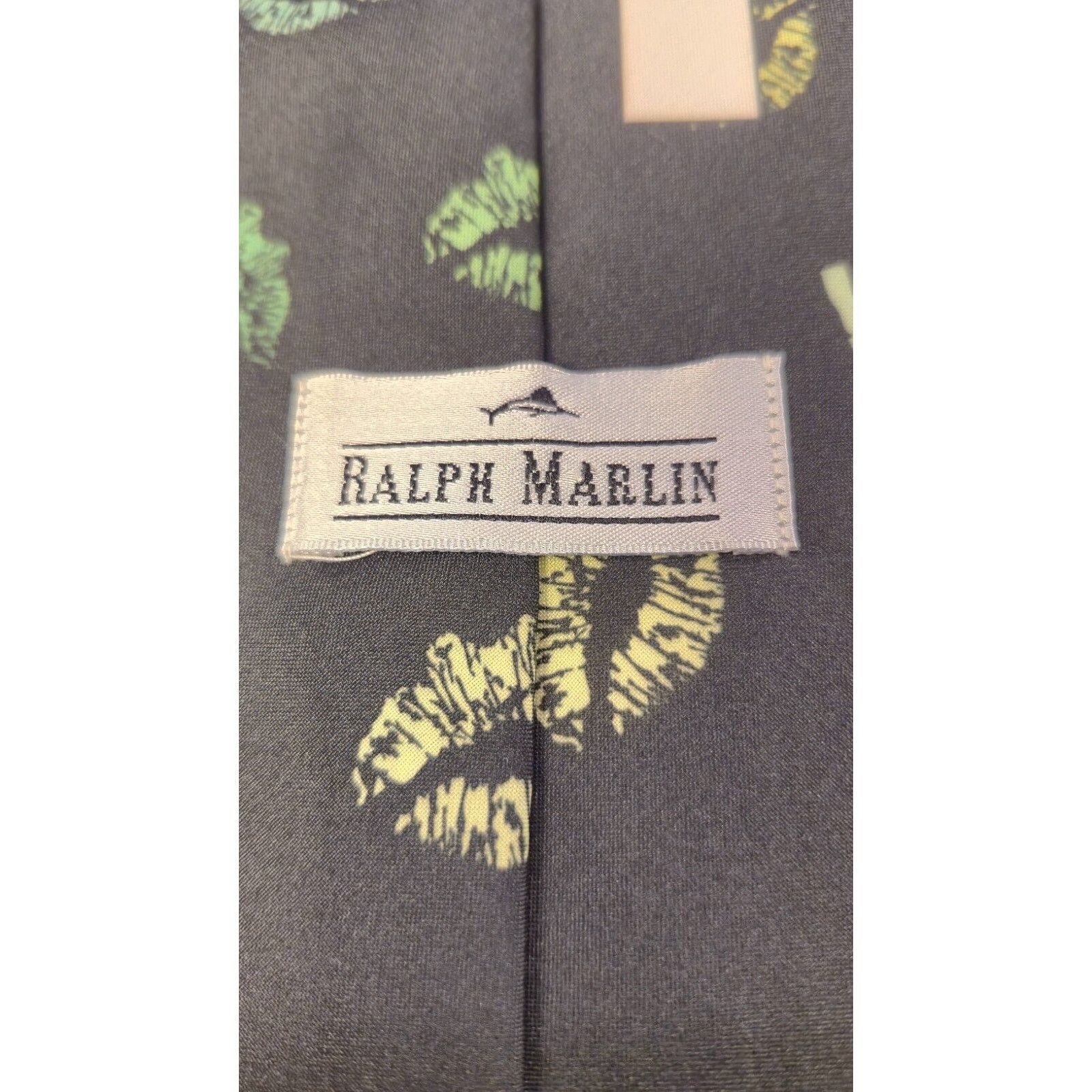 Ralph Marlin Vintage Ralph Marlin Kiss Me I'm Irish Green Necktie 1995 Size ONE SIZE - 5 Thumbnail