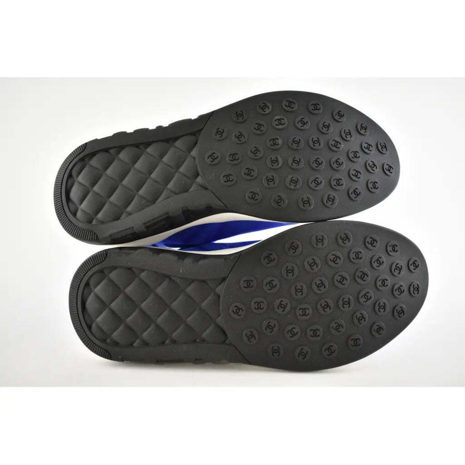 Chanel 19P Lycra CC Logo Lace Up Low Top Trainer Sneaker 36.5 Size US 6.5 / IT 36.5 - 11 Thumbnail