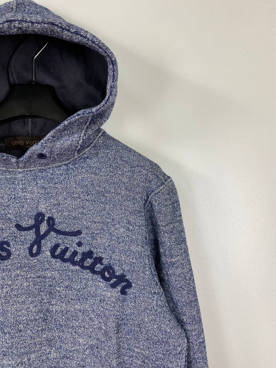 Louis Vuitton Louis Vuitton Logo luxury hoodie size S Size US S / EU 44-46 / 1 - 10 Thumbnail