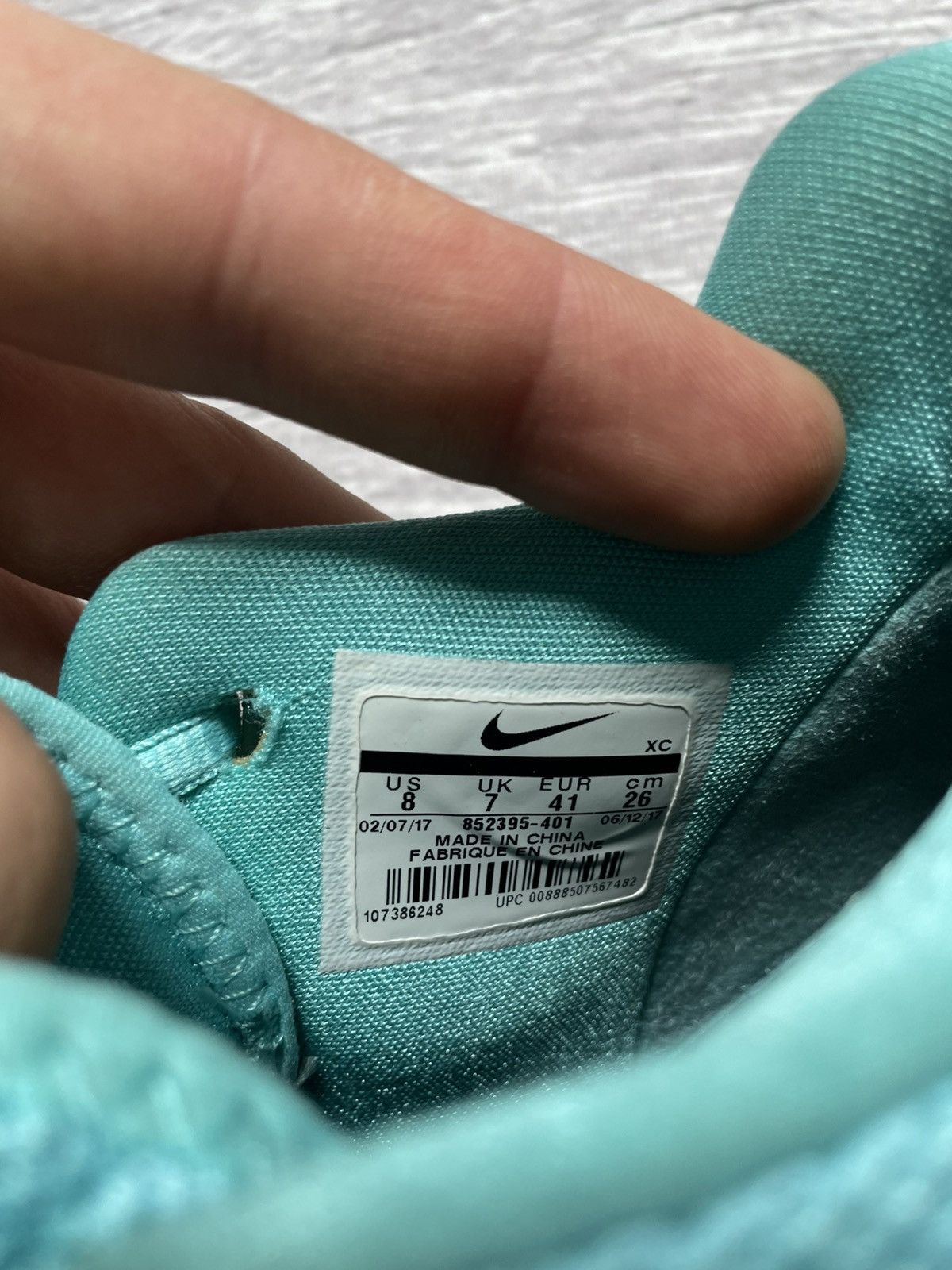 Nike Nike Kyrie 3 Aqua Tiffany Basketball sneakers Size US 8 / EU 41 - 11 Thumbnail