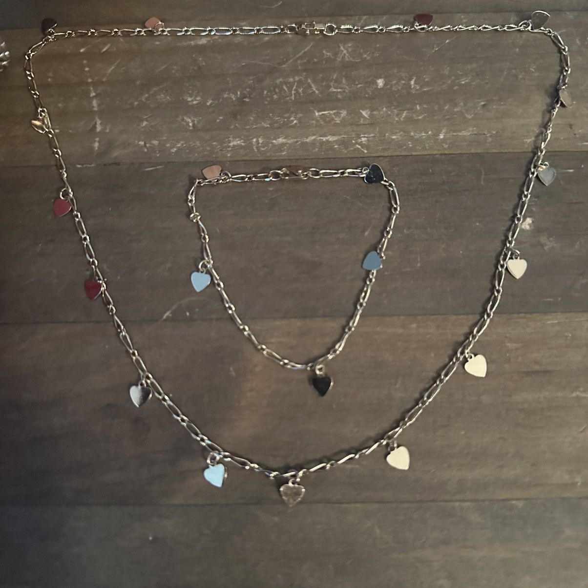 Vintage Vintage dainty gold figaro dangle hearts necklace & bracelet Size ONE SIZE - 2 Thumbnail