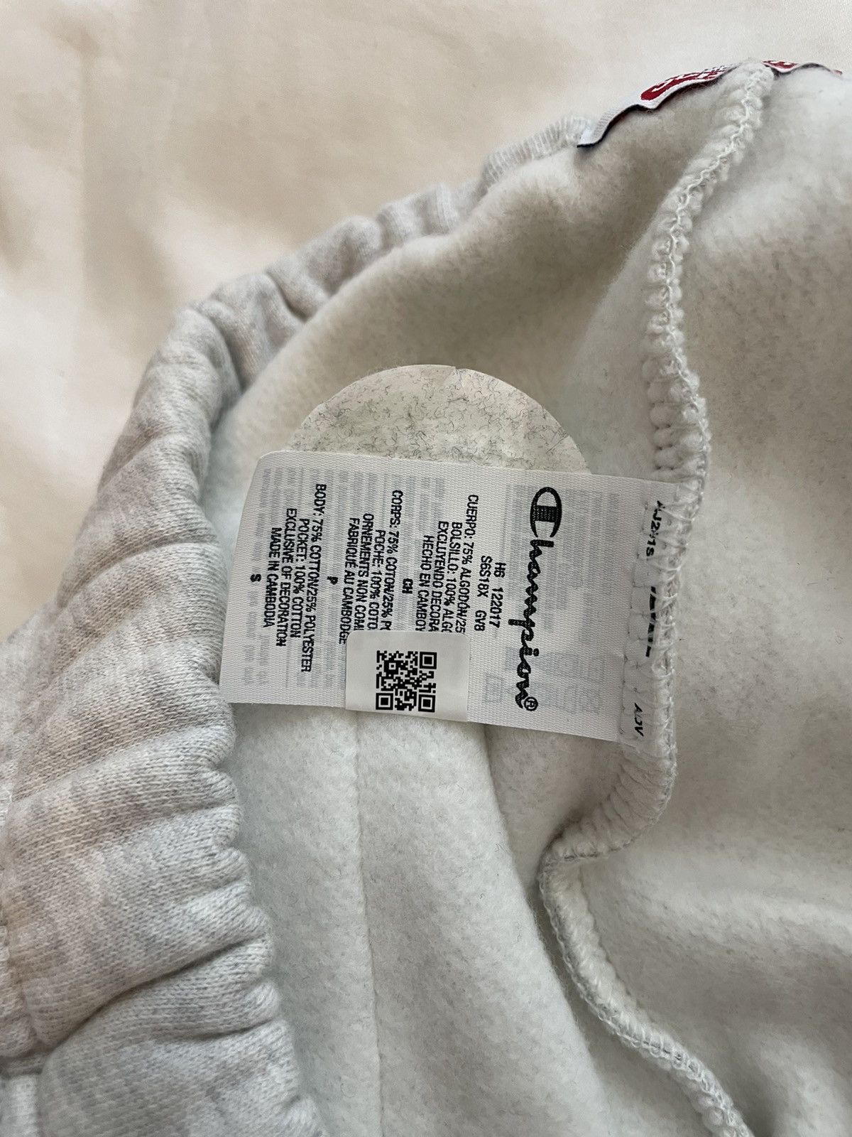 Champion × Supreme Supreme x Champion - Sweatshorts Shorts Size US 30 / EU 46 - 8 Thumbnail
