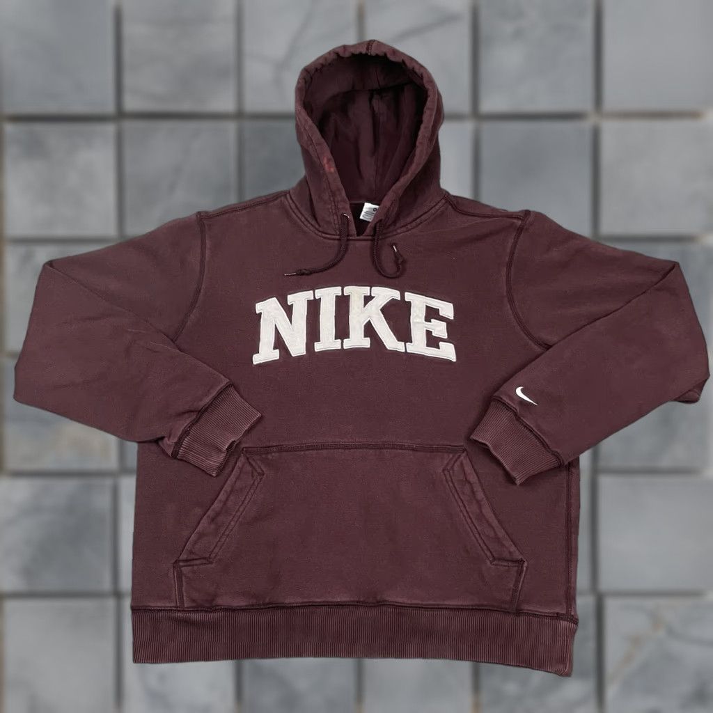Nike Nike Sweatshirt Hoodie Men Adult Medium Red Embroidered Swoosh Distressed 90s USA Sports Pullover Size US M / EU 48-50 / 2 - 1 Thumbnail