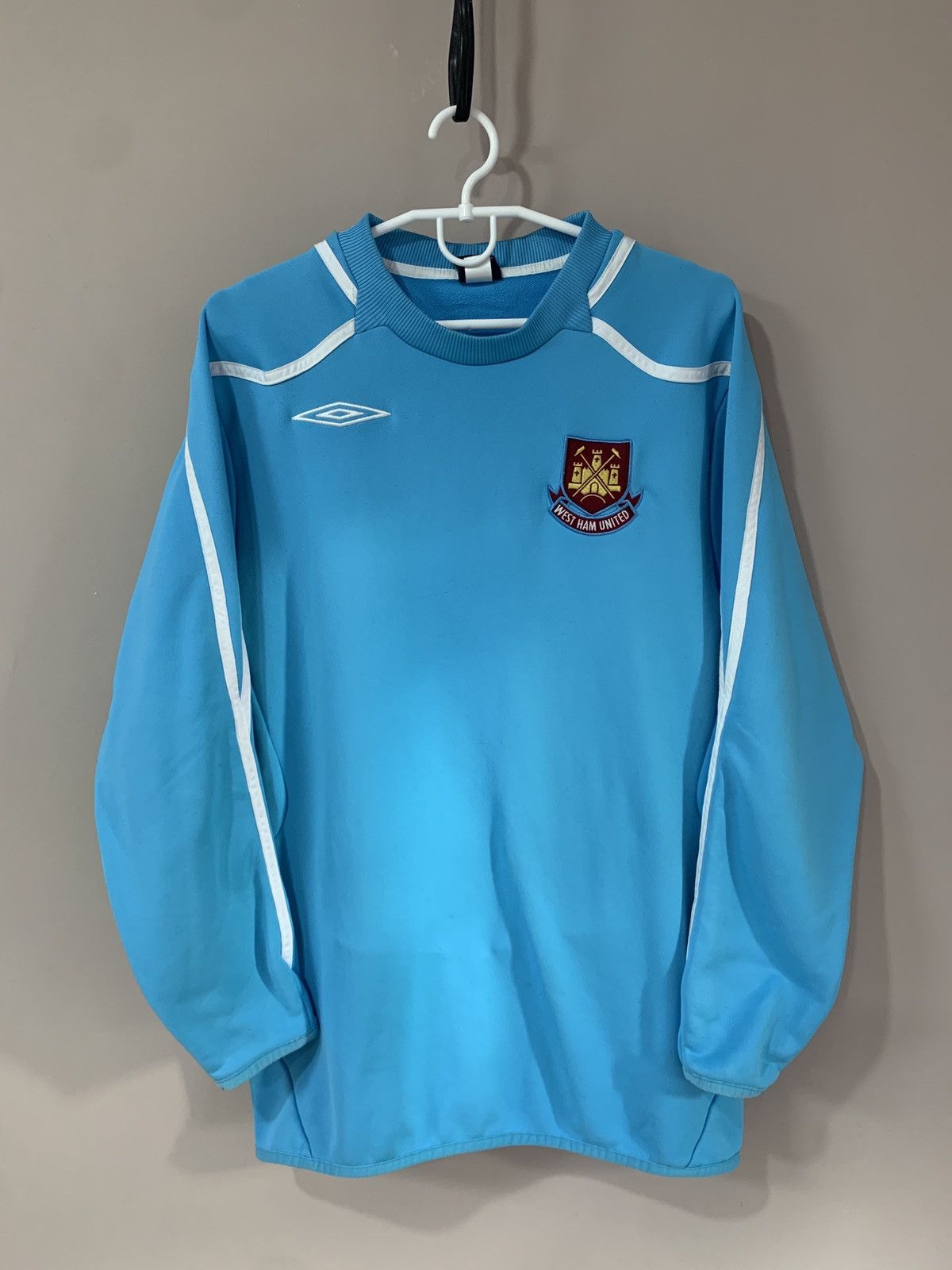 Umbro West Ham United Vintage Football Umbro Soccer Retro Size L Size US L / EU 52-54 / 3 - 1 Thumbnail