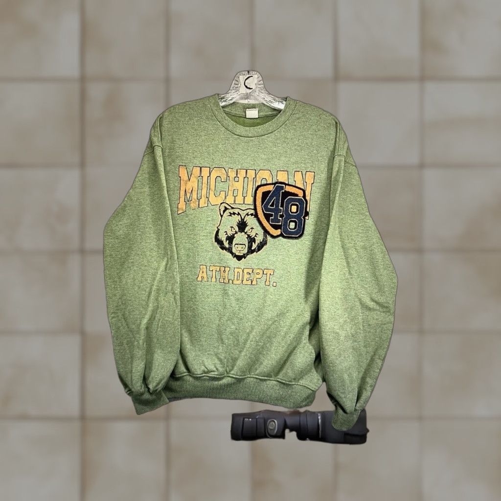 Urban Outfitters Urban Outfitters Sweatshirt Crew Neck Pullover Graphic Michigan City Retro 40s Green S Mens Regular Sweatshirt Size US S / EU 44-46 / 1 - 1 Thumbnail