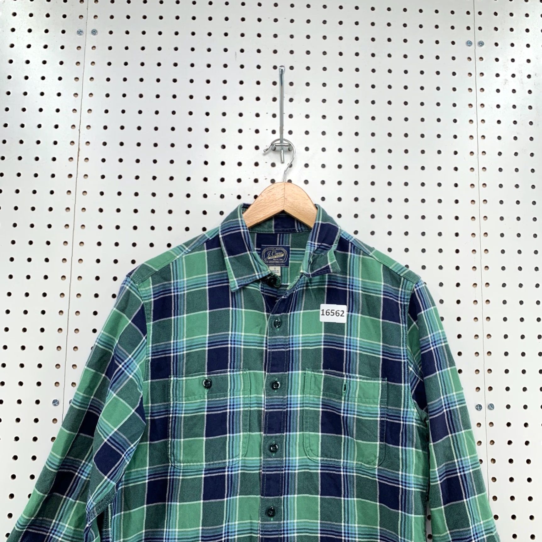 J.Crew J.CREW Button-Up Shirt Plaid Long Sleeve Mens Small Green Flannel Shirt - Regular Fit, Collar A-line, Vintage Inspired? Size US S / EU 44-46 / 1 - 6 Thumbnail
