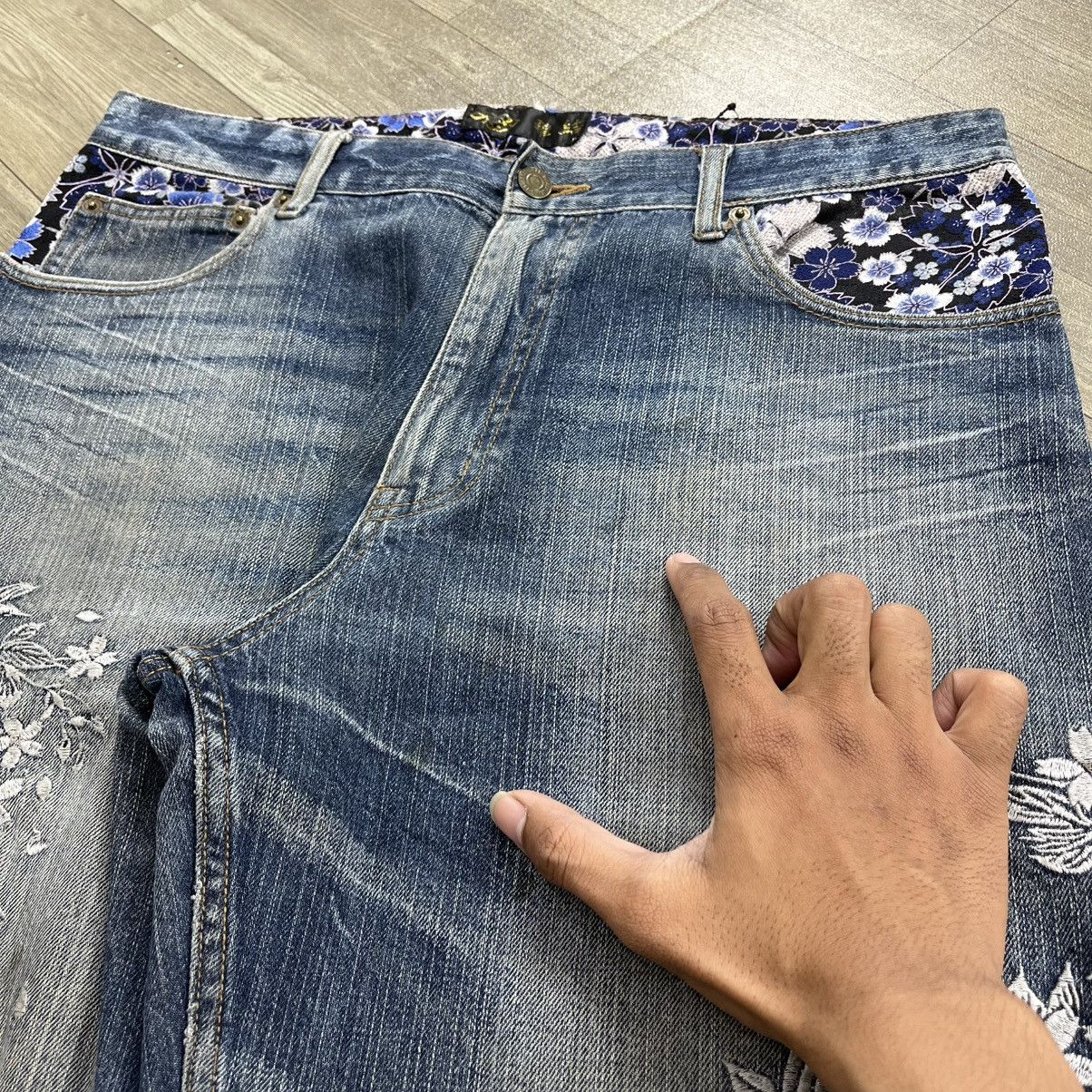 Karakuri Tamashii Y2K Karakuri Tamashii Koi Flowers Embroidered Ed kardy Jeans Size US 30 / EU 46 - 6 Thumbnail