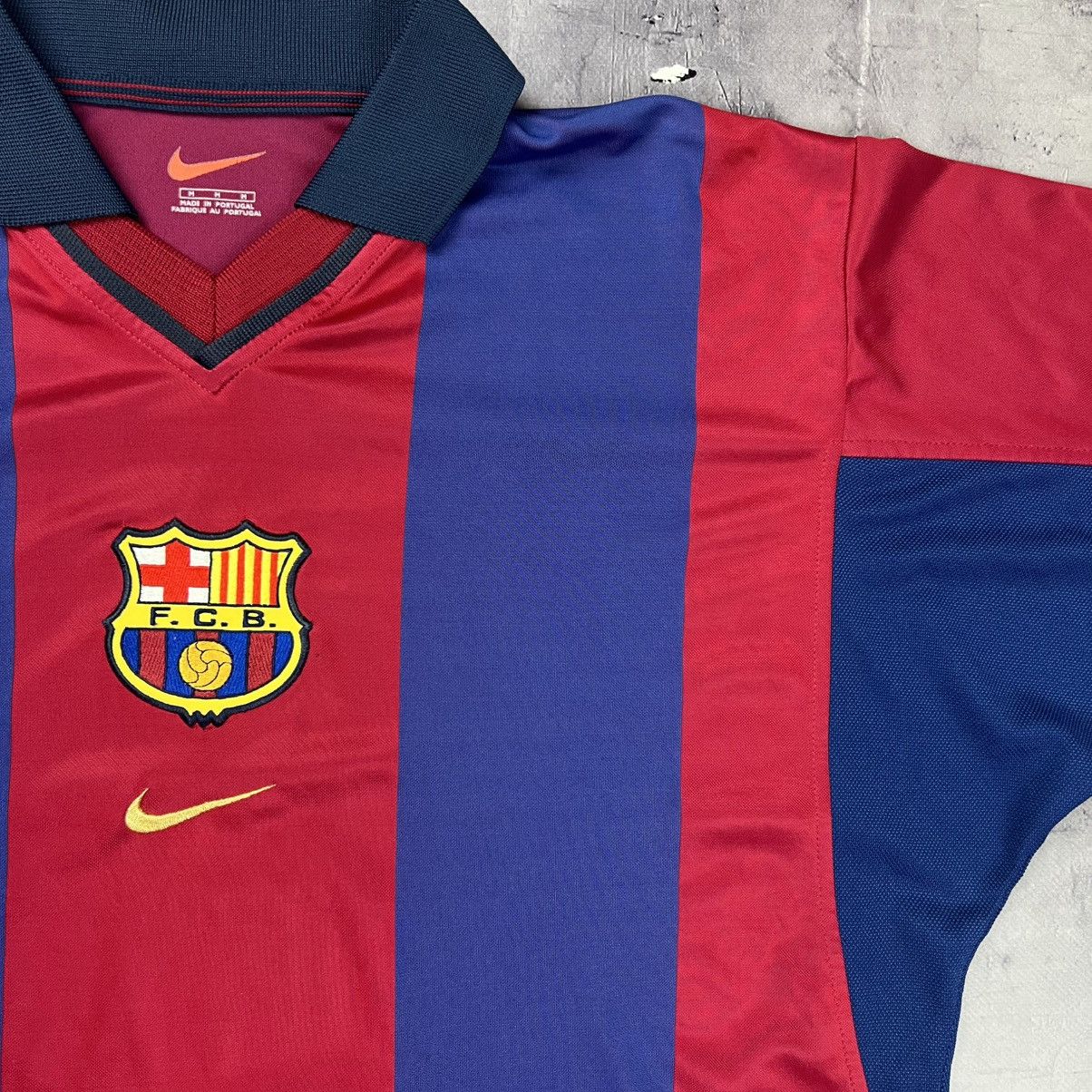 Nike Rare! Barcelona Nike Soccer Jersey Shirt 00s Vintage Size US M / EU 48-50 / 2 - 6 Thumbnail