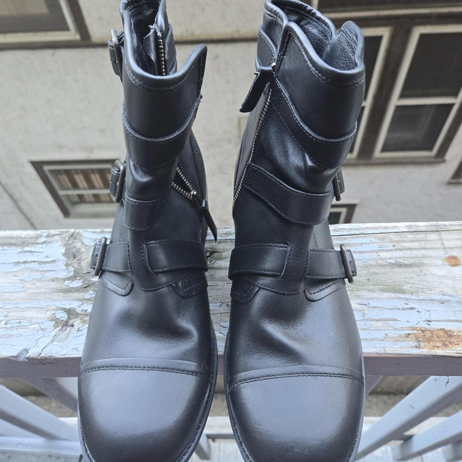 Ugg UGG Australia Leather Moto Zip Boots Sz WMS 10 Size US 10 / IT 40 - 3 Thumbnail