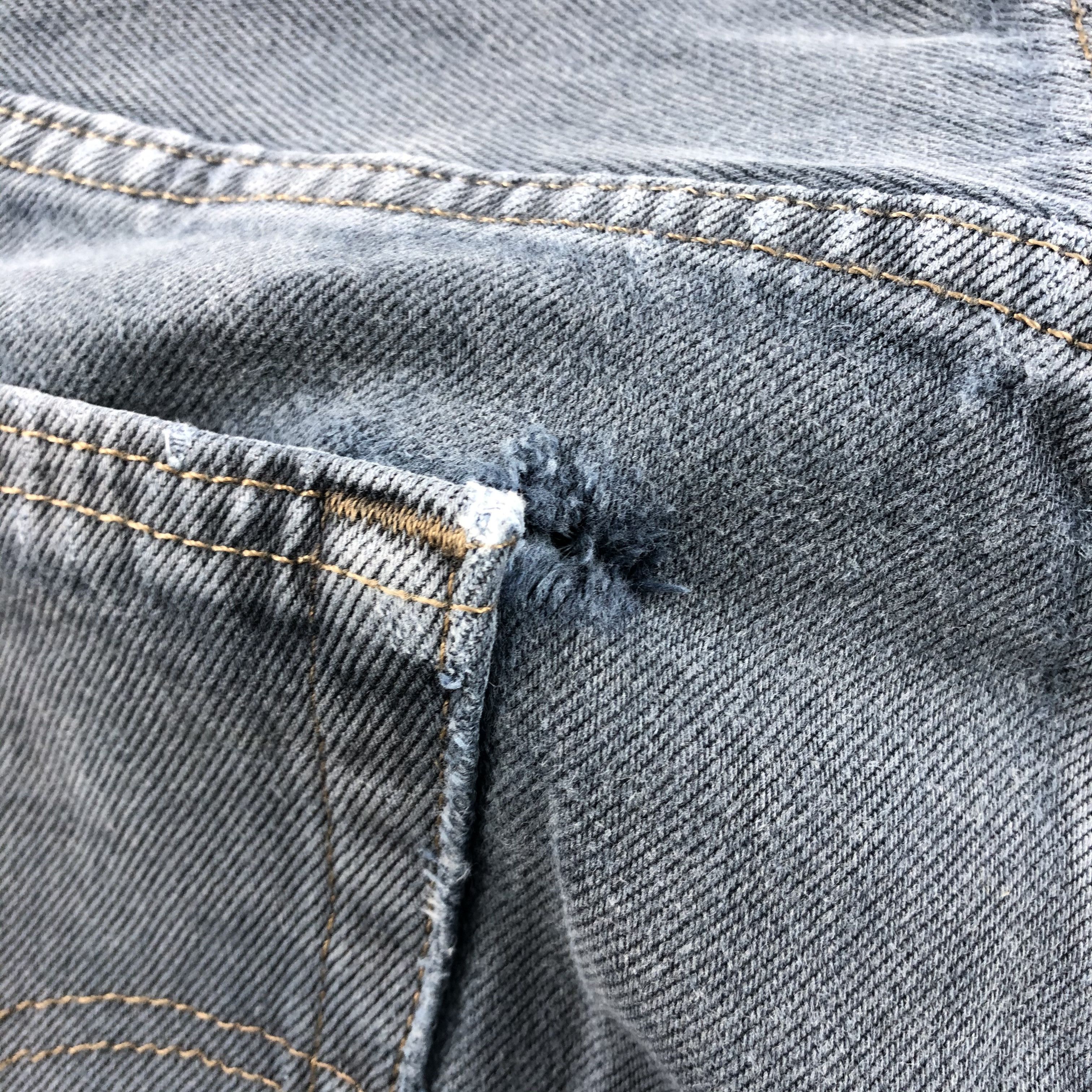 Levi's 90s Vintage Ripped Levis 501 Earth Tone Jeans-J1572 Size US 33 - 10 Thumbnail