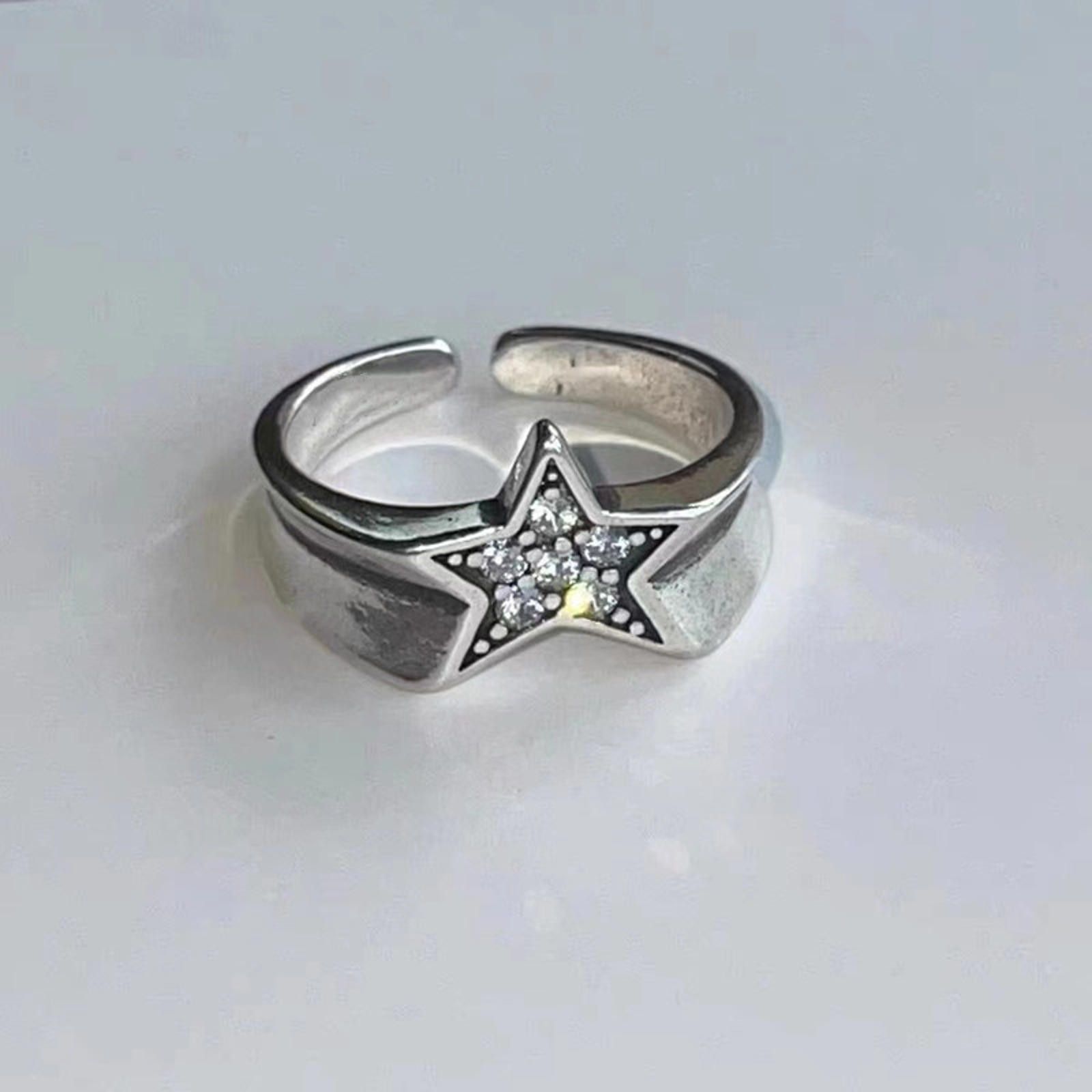 The Unbranded Brand Female Minority Design Y2k Five Pointed Star Vintage Ring Size ONE SIZE - 5 Thumbnail