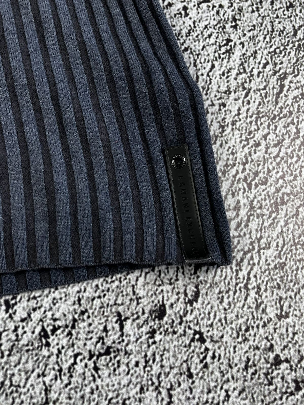 Armani Exchange Vintage Y2K Armani Exchange ribbed gradient hooded sweater L Size L / US 10 / IT 46 - 5 Thumbnail