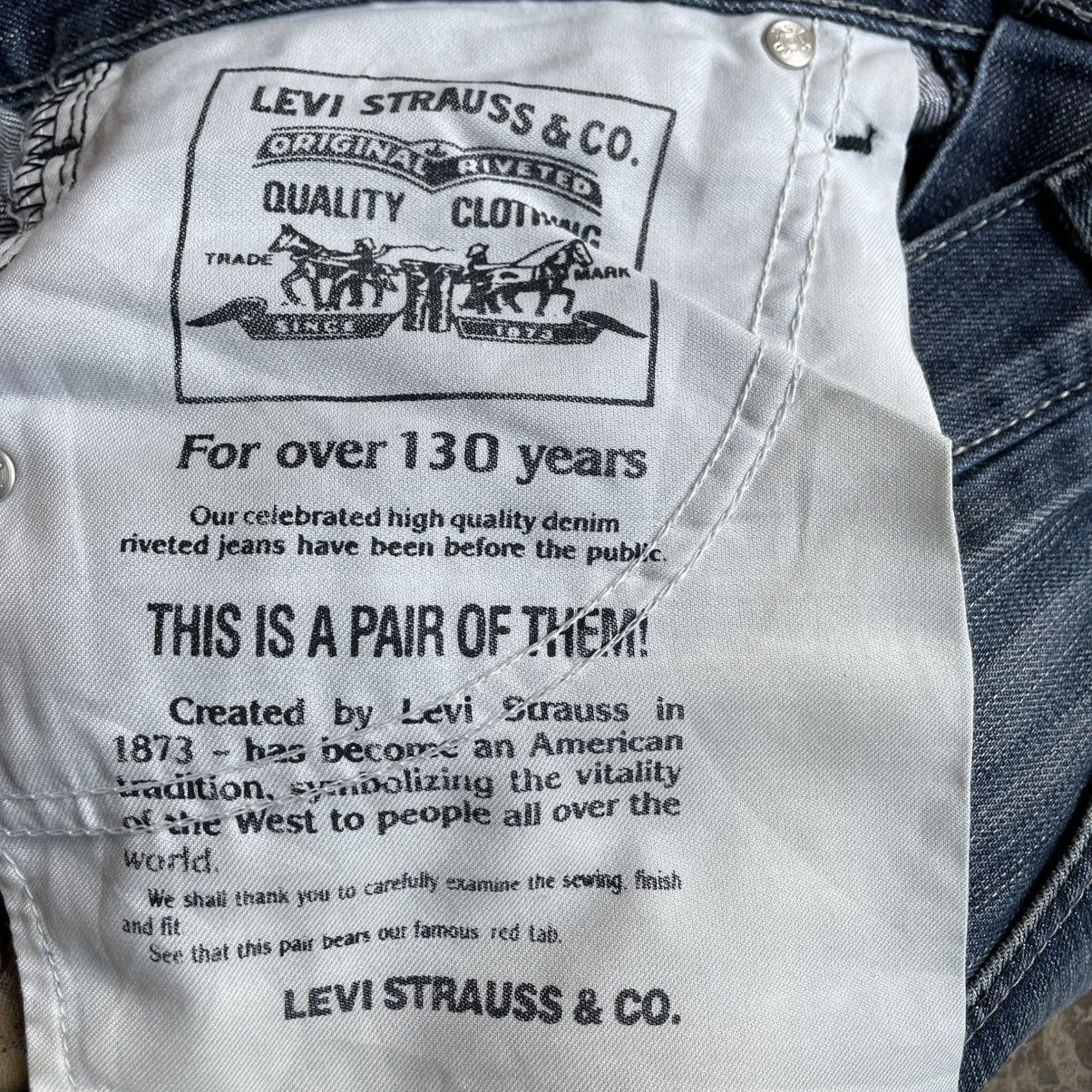 Levi's Vintage Clothing 🔥Vintage Levis 504 Stoned Washed Ripped Distress Denim Jeans Size US 34 / EU 50 - 16 Thumbnail