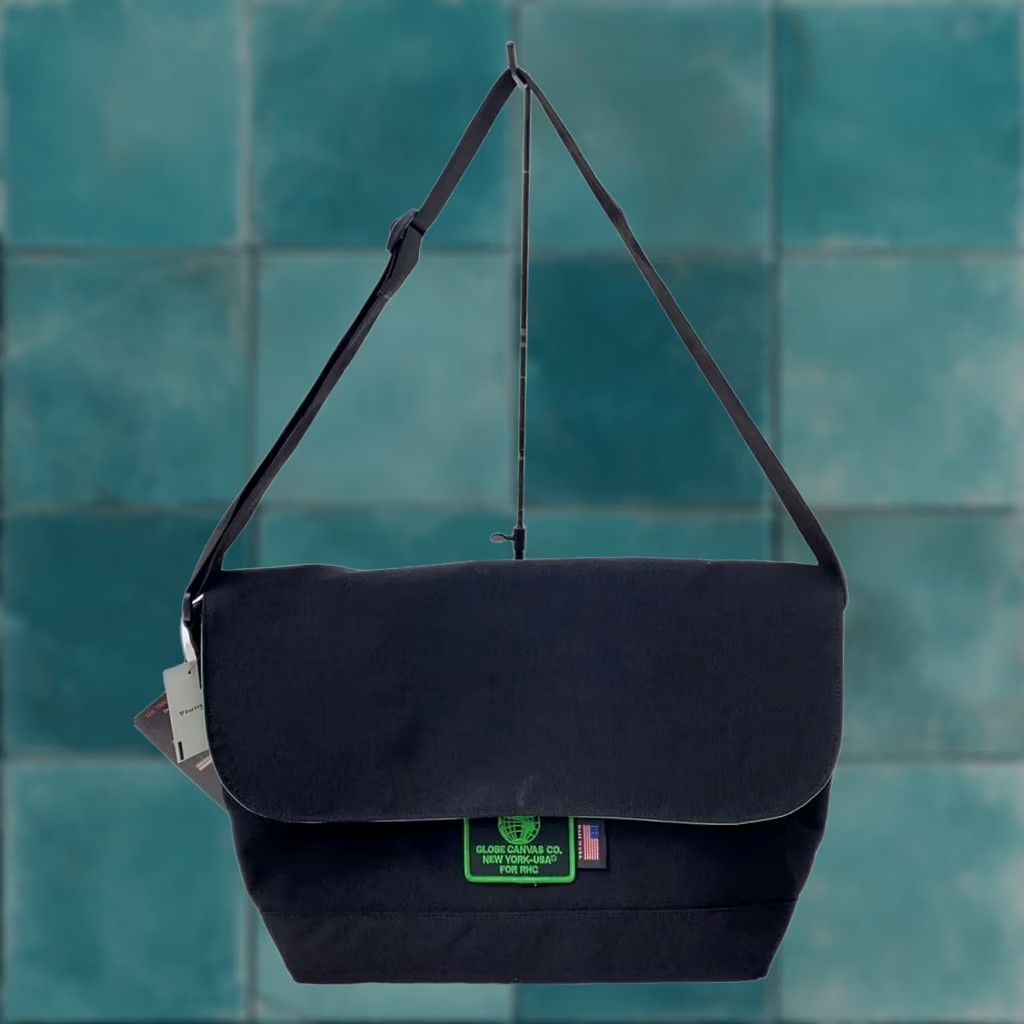 Vintage De Martini Shoulder Bag Black Size ONE SIZE - 1 Thumbnail