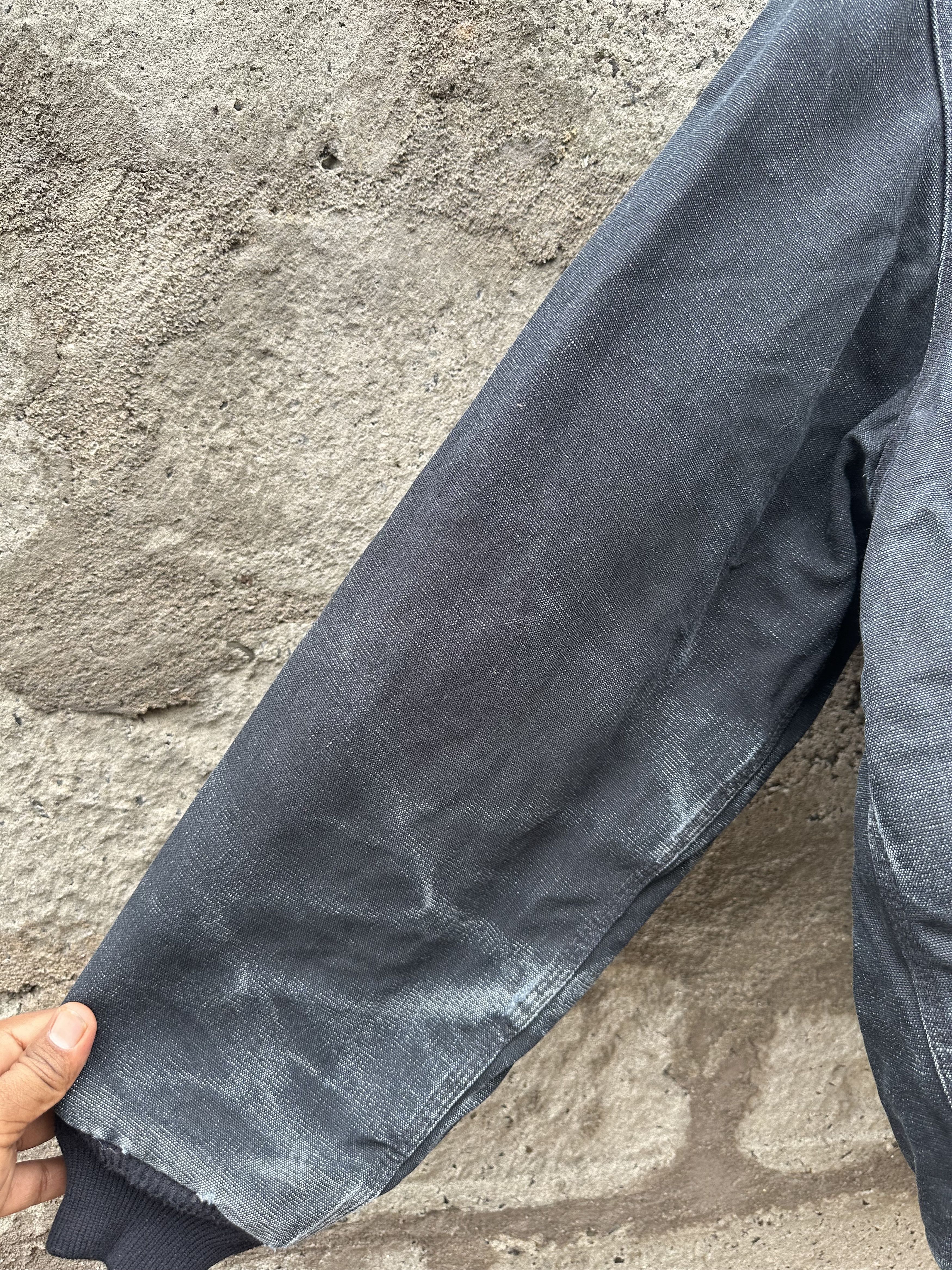 Carhartt × Vintage Vintage 90s Carhartt J140 Faded Black Hooded Work Jacket Size US L / EU 52-54 / 3 - 5 Thumbnail