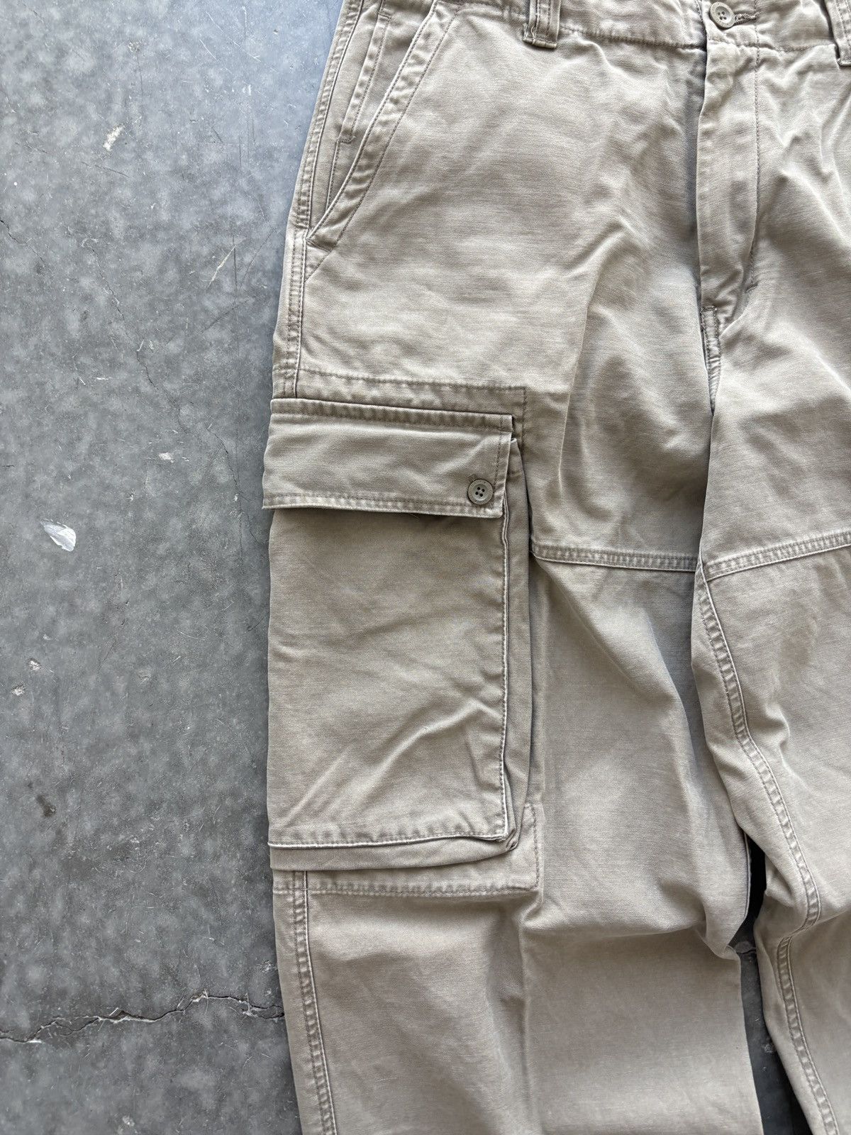Old Navy Vintage Y2K Old Navy Baggy Cargo Pants 34x34 Size US 34 / EU 50 - 2 Thumbnail
