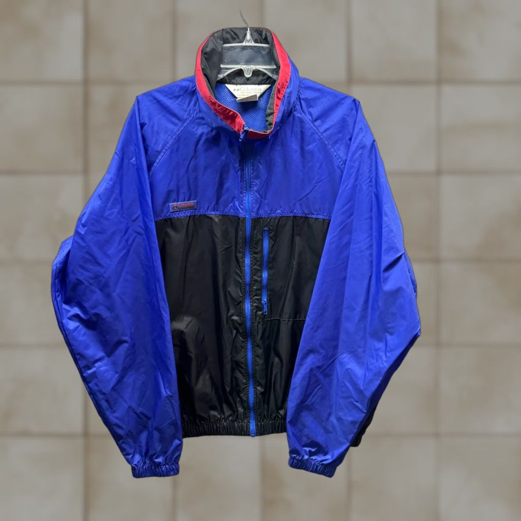 Vintage VINTAGE Columbia Jacket Mens Large Blue Windbreaker Short Navy Black Nylon Softshell Logo Zip All Seasons Regular Size US L / EU 52-54 / 3 - 1 Thumbnail