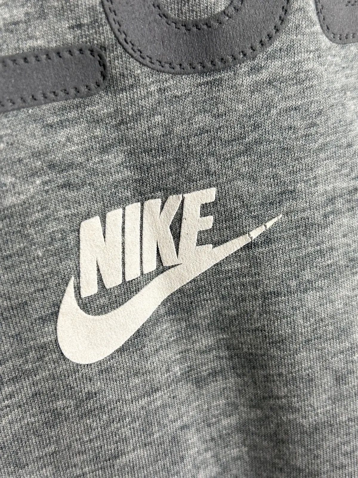 Nike 00s Vintage Nike x Juventus F.C. Long Sleeve T-Shirt In Grey Size US L / EU 52-54 / 3 - 4 Thumbnail