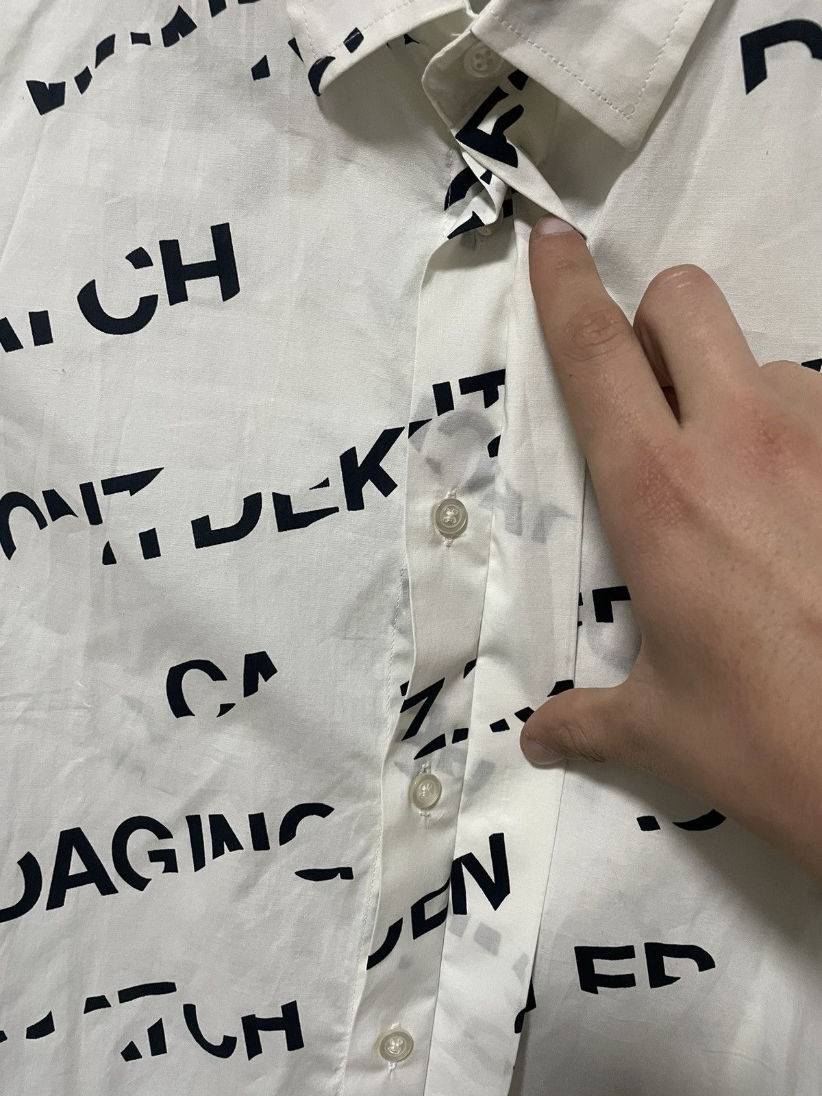 Dirk Bikkembergs Dirk Bikkembergs Monogram Rare Shirt Classic Size US M / EU 48-50 / 2 - 9 Thumbnail
