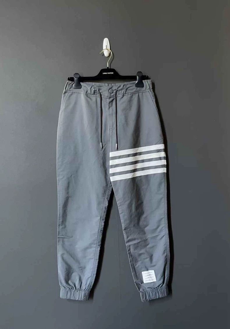 Thom Browne Thom Browne size4 Nike Sportswear Size US 28 / EU 44 - 1 Thumbnail