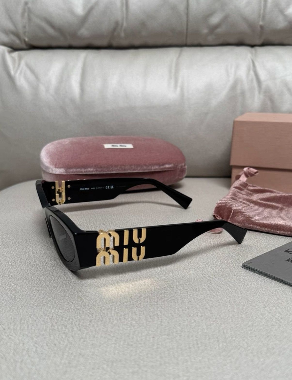 Miu Miu MIUMIU Sunglasses 11W Black Brand New Unused.K6 Size ONE SIZE - 1 Thumbnail