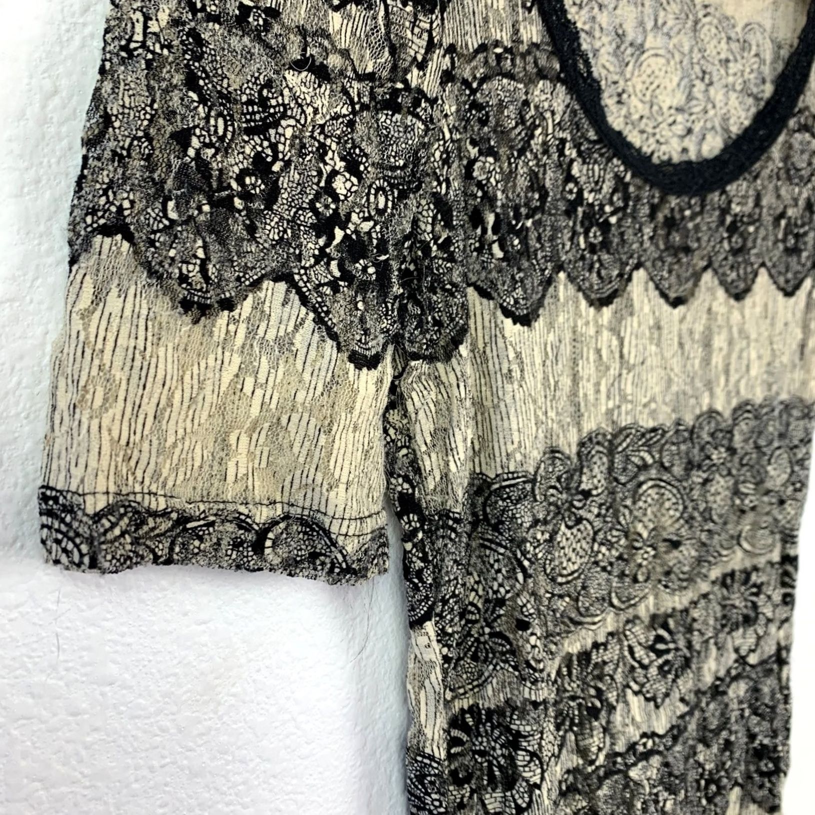 BKE VINTAGE BKE Lace Shirt Womens M Black Sheer Canada Whimsigoth Romantic Coquette Shirt Womens M Black Whimsigoth Romantic Lace Top Canada BKE Shirt Size M / US 6-8 / IT 42-44 - 7 Thumbnail