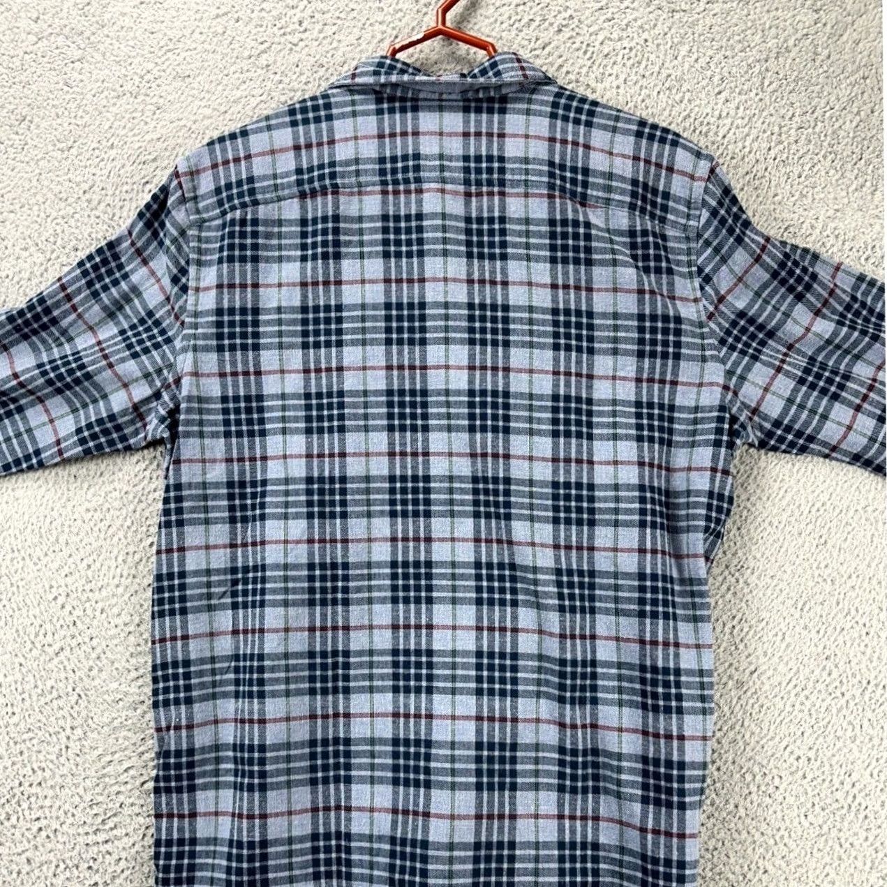 Southern Tide VINTAGE? No. Southern Tide Flannel Shirt Men M Grey Plaid Snap Button A1 Size US M / EU 48-50 / 2 - 4 Thumbnail