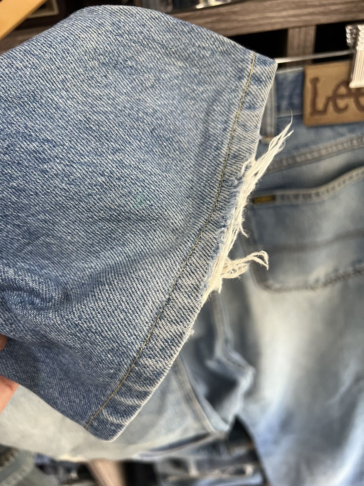 Lee 🔥Vintage Lee Distressed Denim Size US 33 - 13 Thumbnail