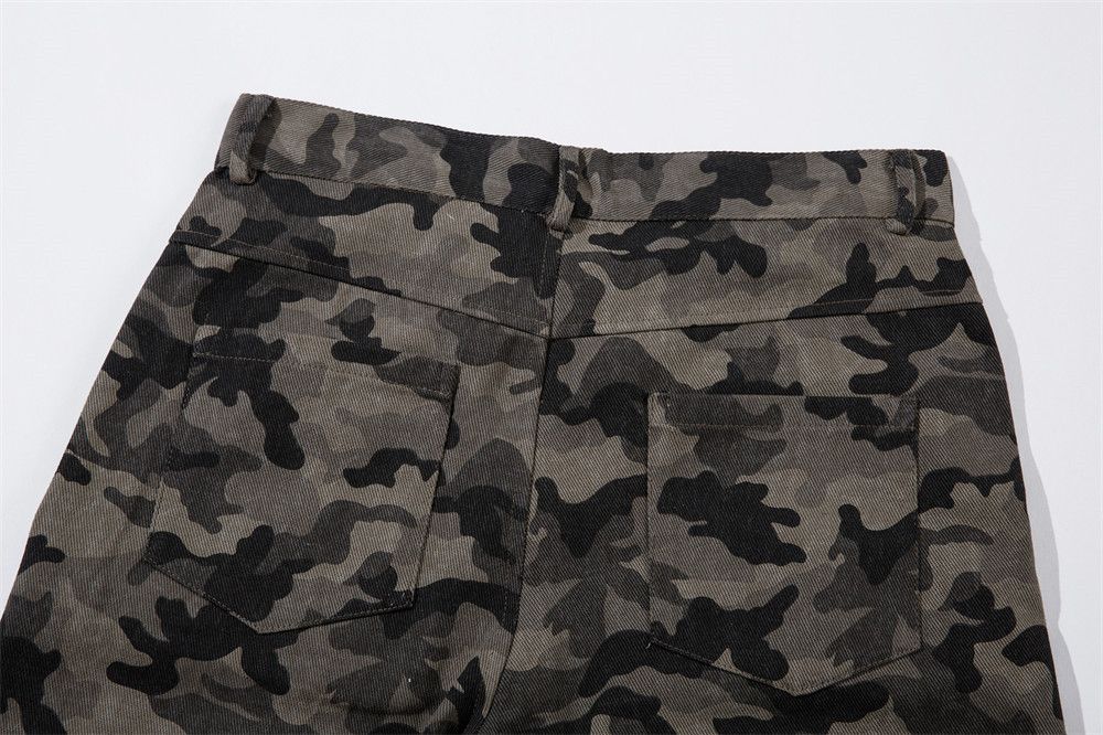 Vintage Men's American loose straight casual camouflage jeans Size US 32 / EU 48 - 4 Thumbnail