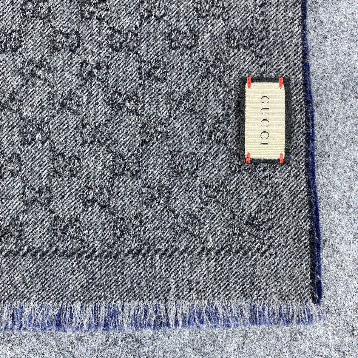 Gucci Gucci Scarf # Muffler # Neckwear # D581 Size ONE SIZE - 8 Thumbnail