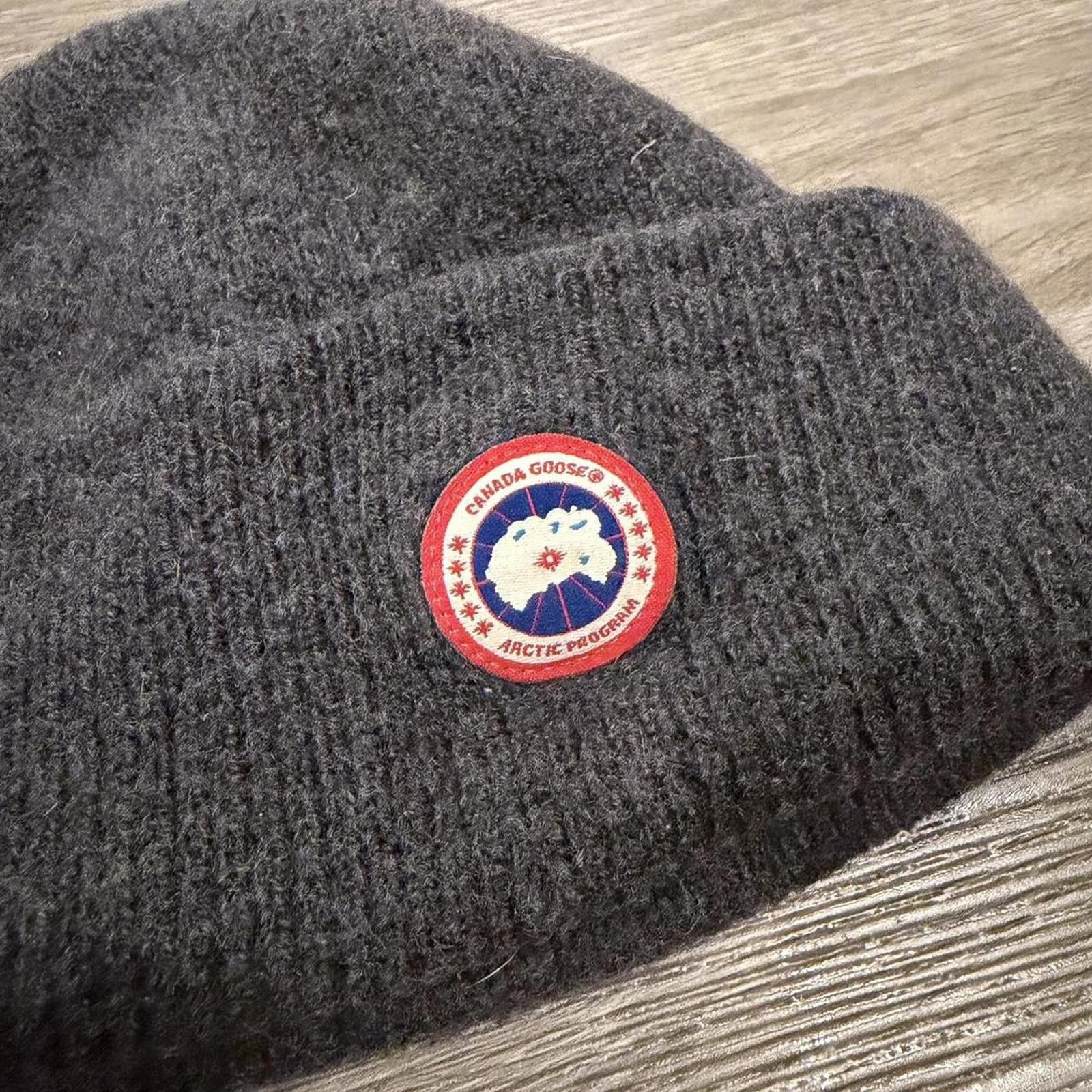 Canada Goose Canada goose kids cuffed beanie OS Size ONE SIZE - 2 Thumbnail