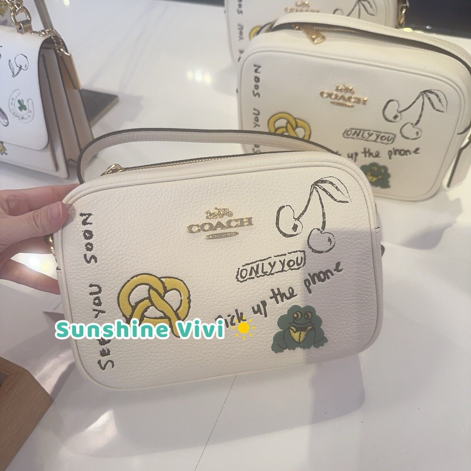 Coach NWT Coach Jamie Camera Bag Sketch Print Gold/Chalk CAT02 Size ONE SIZE - 1 Thumbnail