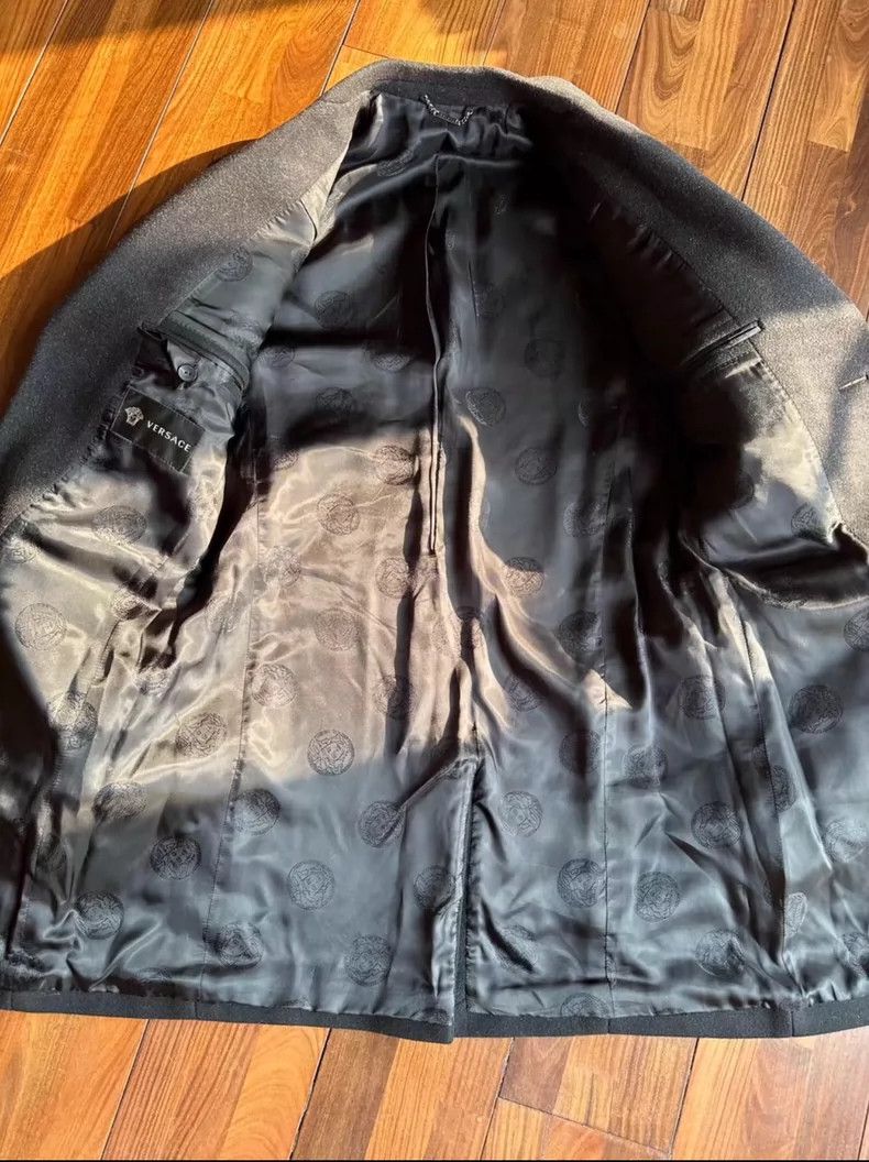 Versace Versace Cashmere wool coat Size S / US 4 / IT 40 - 2 Thumbnail