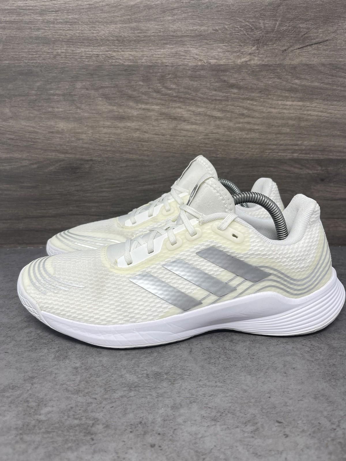 Adidas Adidas Novaflight Sneakers Womens Size 9 White Volleyball Size US 9 / IT 39 - 1 Thumbnail